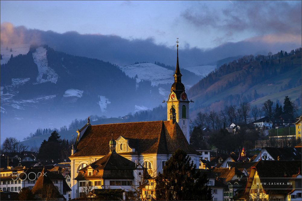 Minolta AF 80-200mm F2.8 HS-APO G sample photo. Beautiful sunset over the village schwyz photography