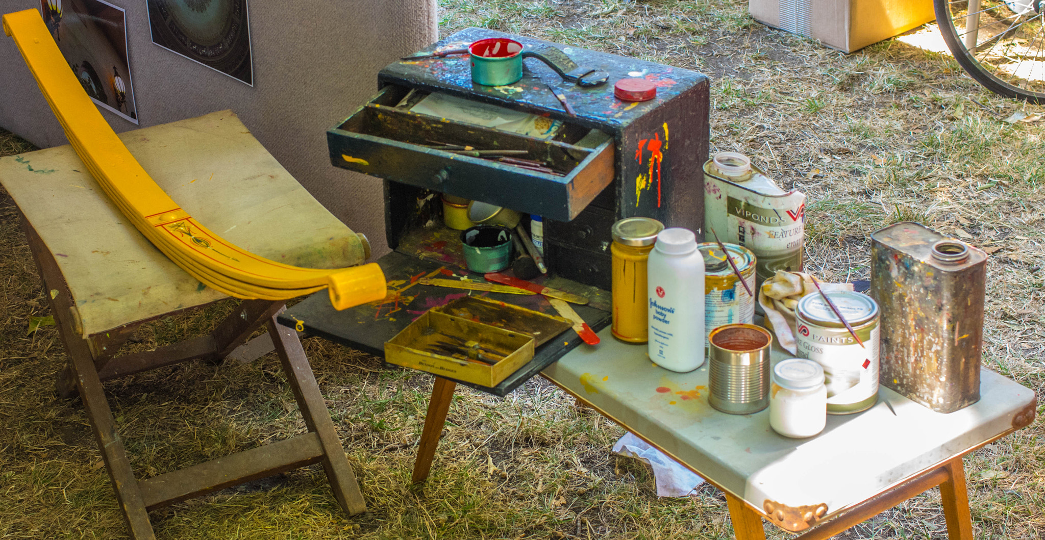 Pentax smc DA 35mm F2.8 Macro Limited sample photo. Kyneton lost trades fair artists kit photography