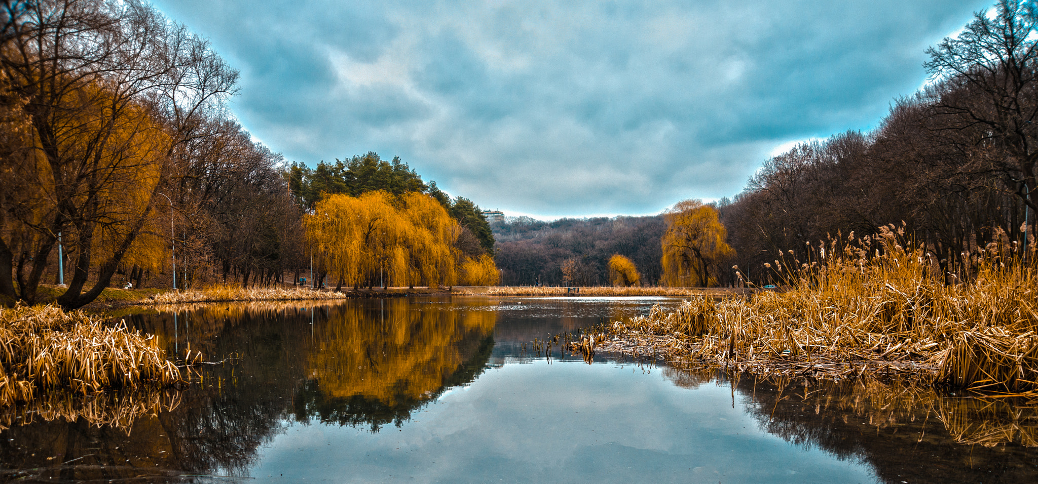 Nikon AF Nikkor 24-85mm F2.8-4D IF sample photo. Hdr landscape photography