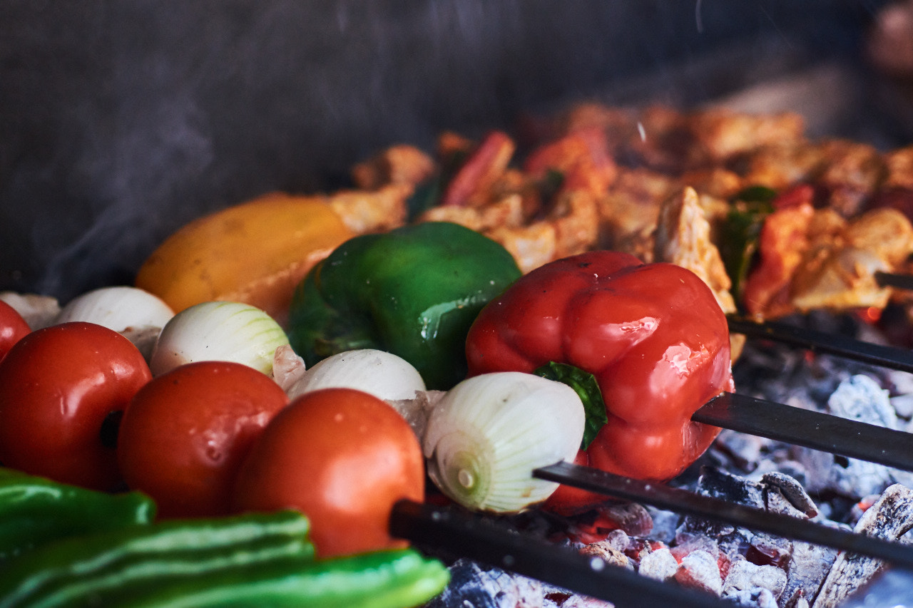 Nikon AF Micro-Nikkor 60mm F2.8D sample photo. Grill photography