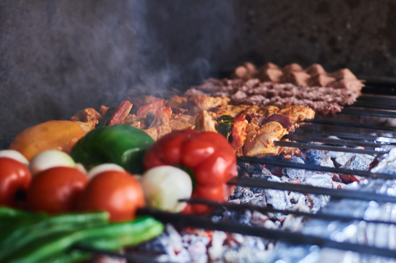 Nikon AF Micro-Nikkor 60mm F2.8D sample photo. Grill photography