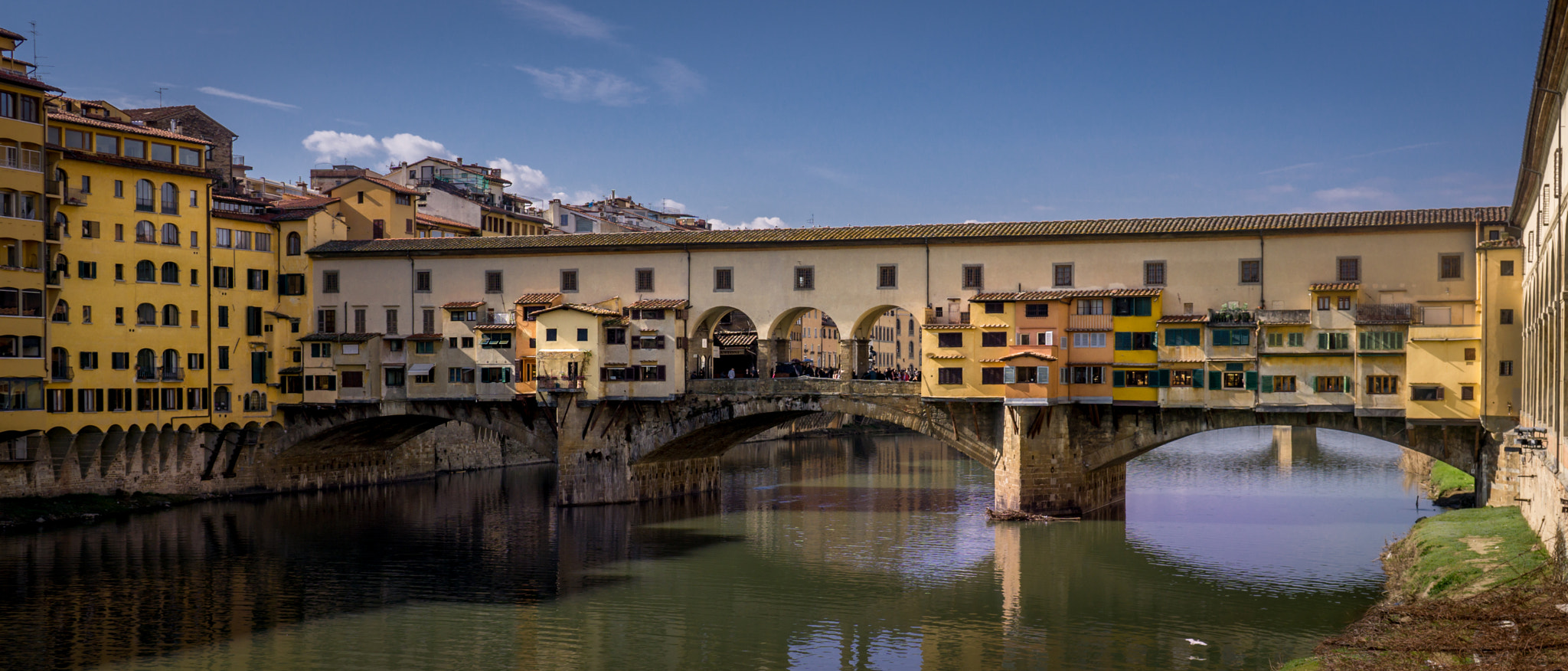 Sony a6000 + Sony E 18-55mm F3.5-5.6 OSS sample photo. Ponte vecchio florence photography