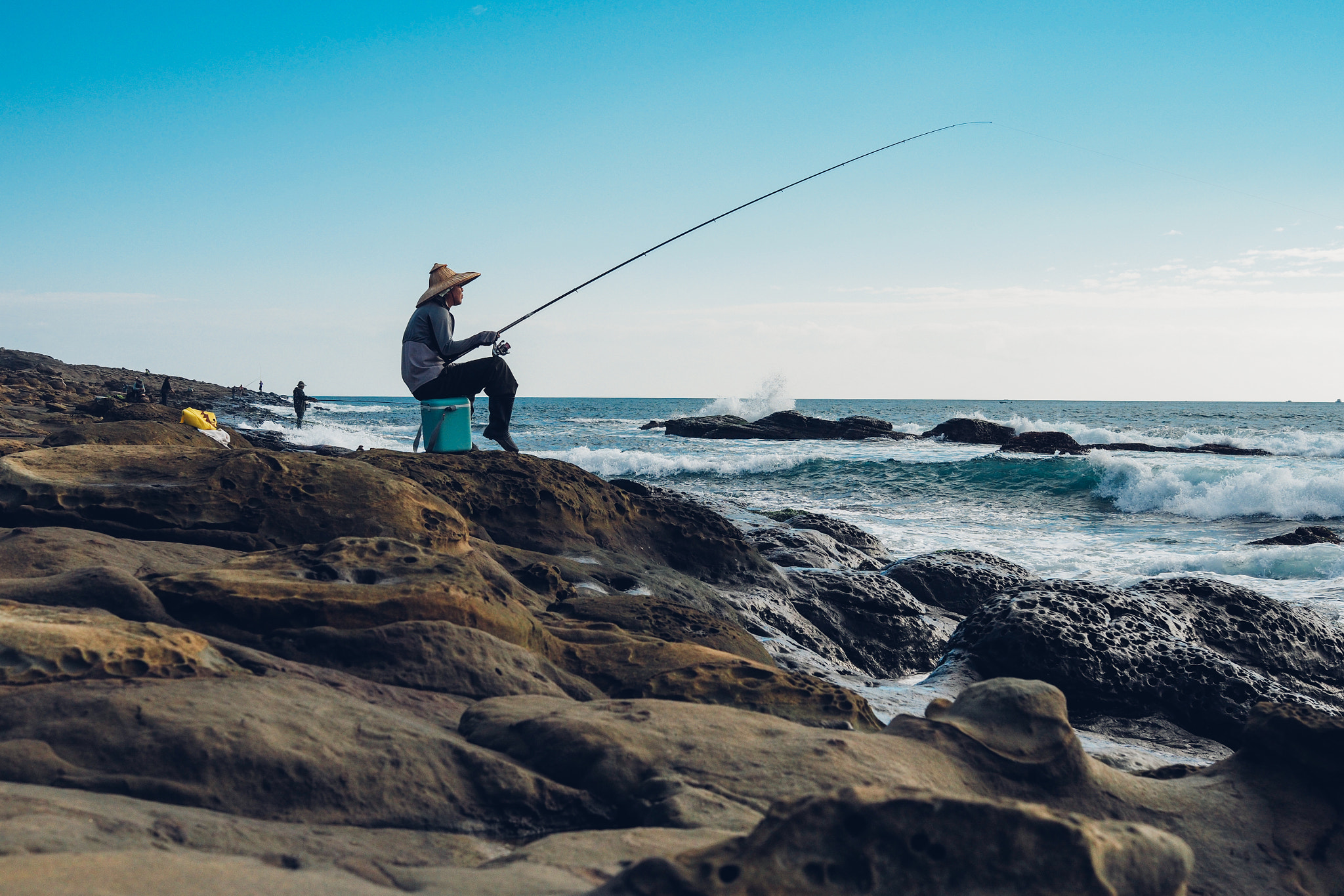 OLYMPUS M.25mm F1.2 sample photo. Fisher｜釣魚人 photography