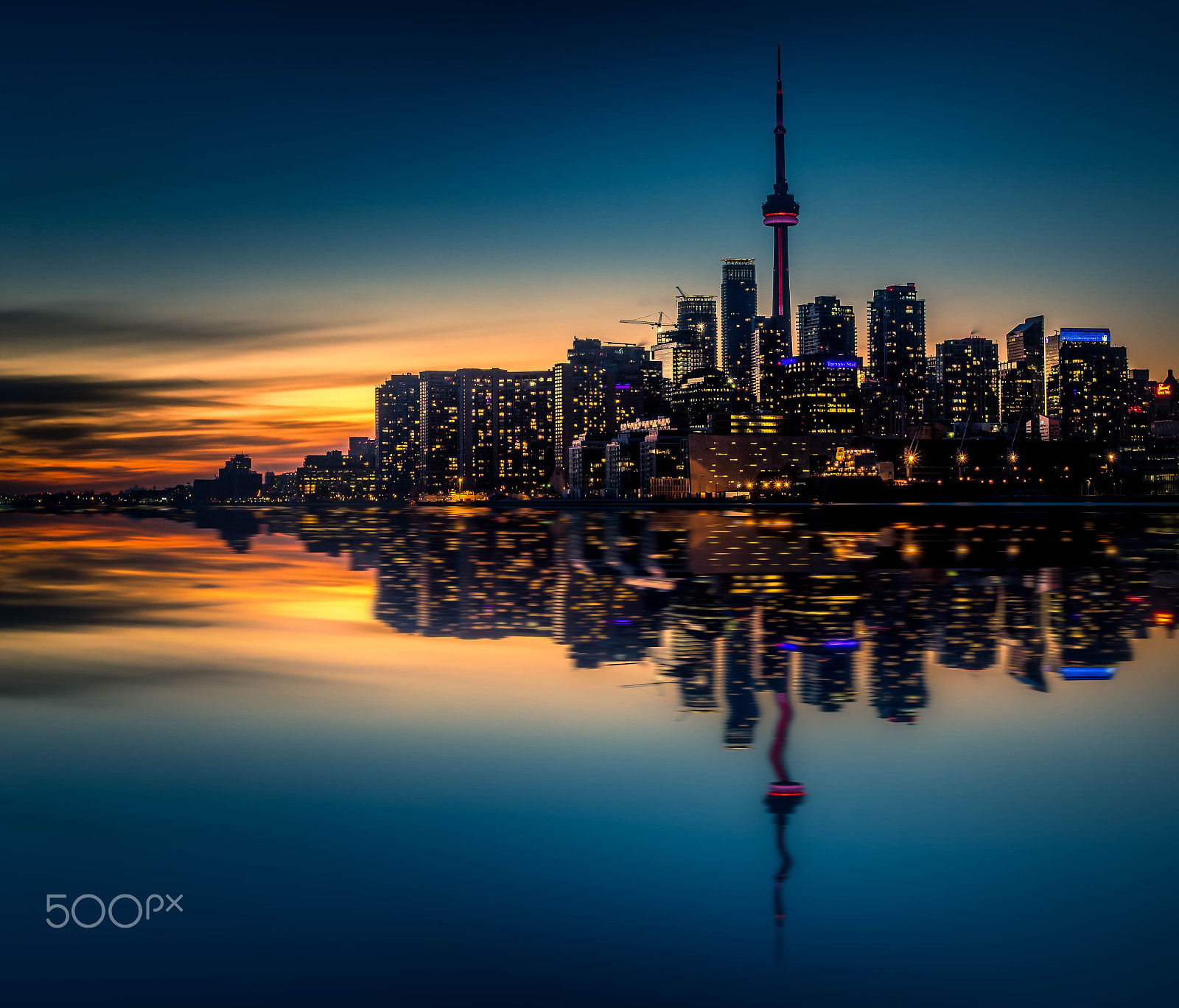 Canon EOS 60D + Canon EF 17-40mm F4L USM sample photo. City profile photography