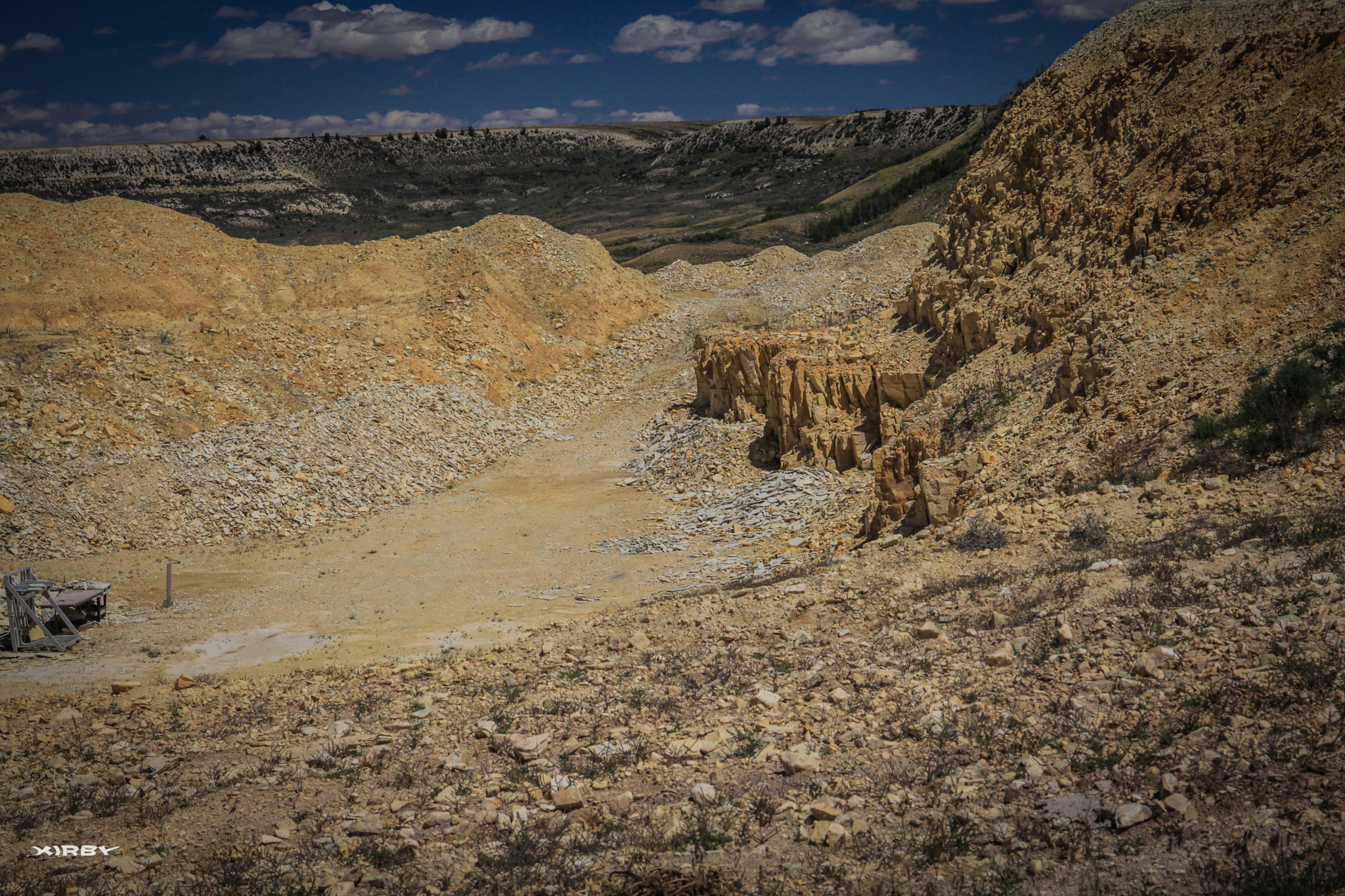 Canon EF 24-70mm F4L IS USM sample photo. Wyoming fossil quarry photography
