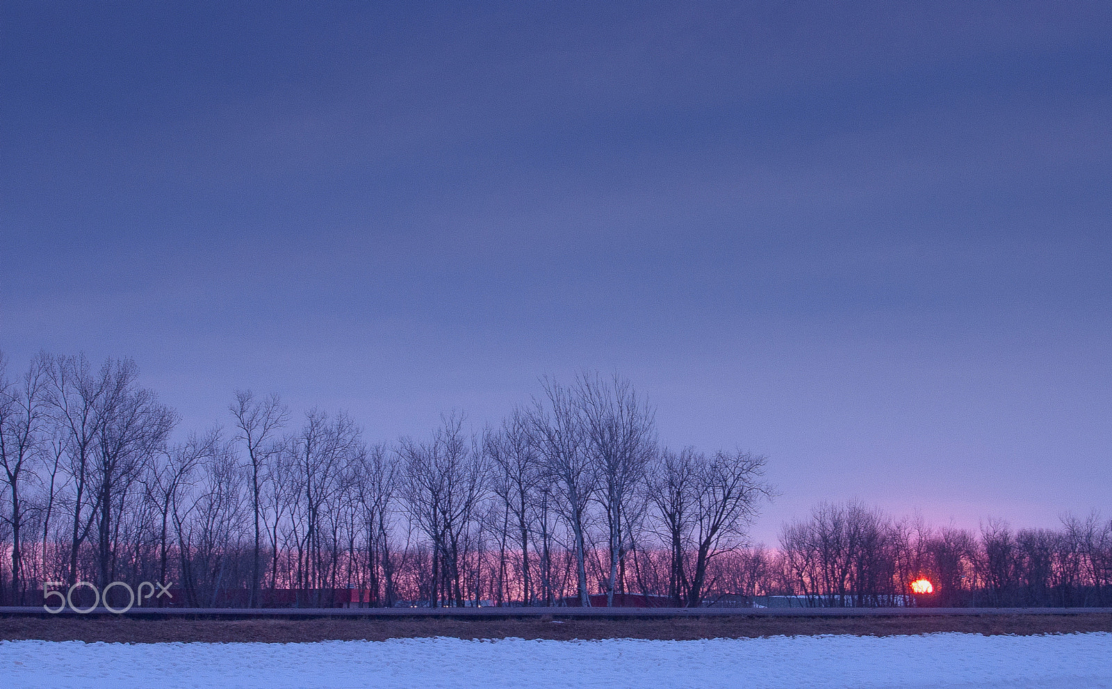 AF Zoom-Nikkor 28-80mm f/3.5-5.6D sample photo. March winter morning photography