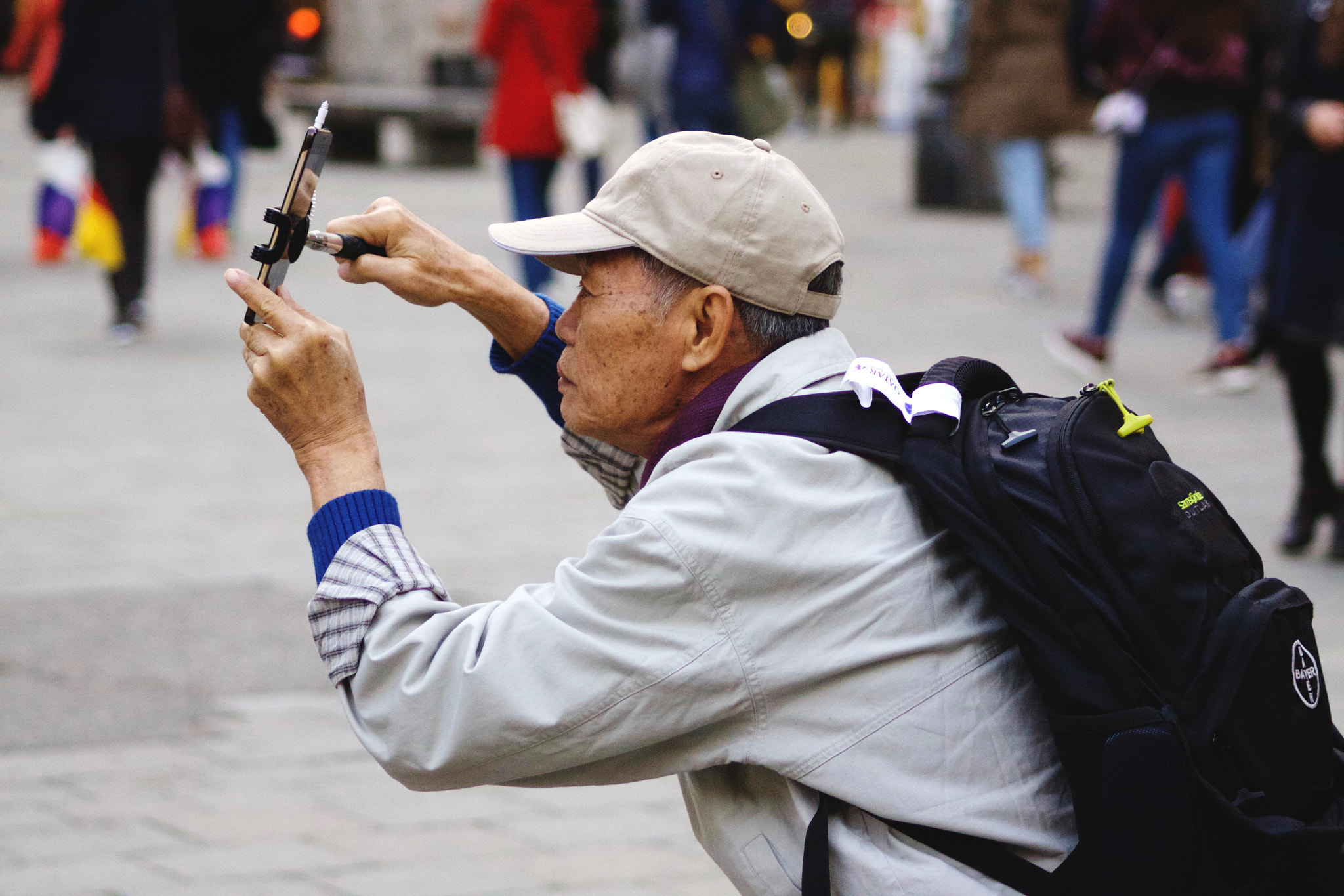 Canon EOS 50D + Canon EF 70-210mm f/4 sample photo. A tourist in vienna photography