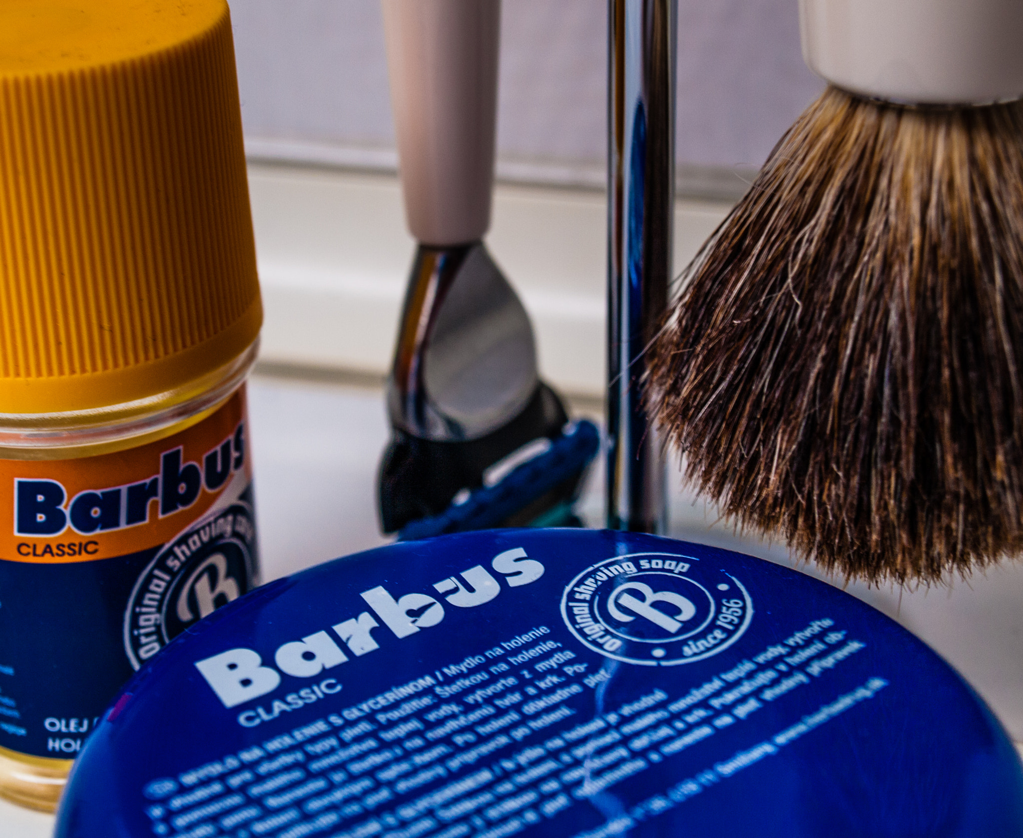 Olympus E-520 (EVOLT E-520) + OLYMPUS 14-42mm Lens sample photo. Shaving ritual with barbus photography