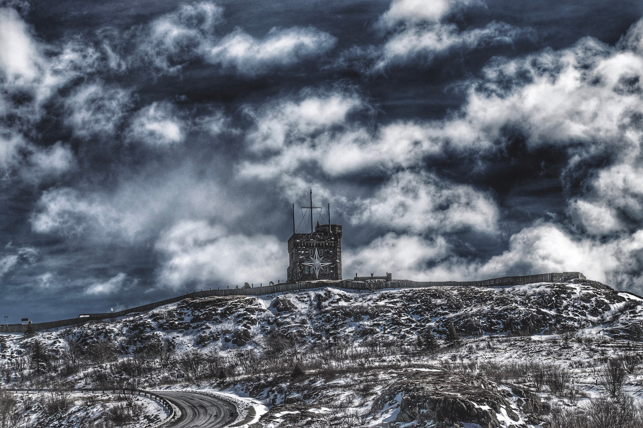 Nikon D5300 sample photo. A very blue and cloudy day on signal hill. photography