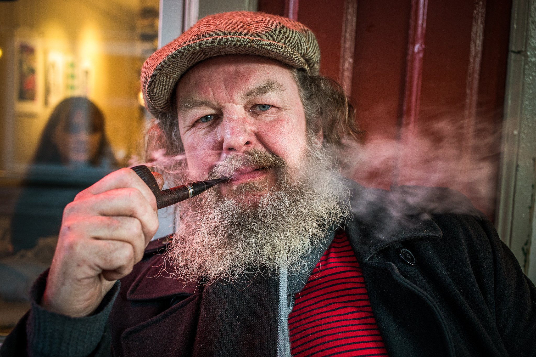 Canon EF 40mm F2.8 STM sample photo. Man with pipe photography