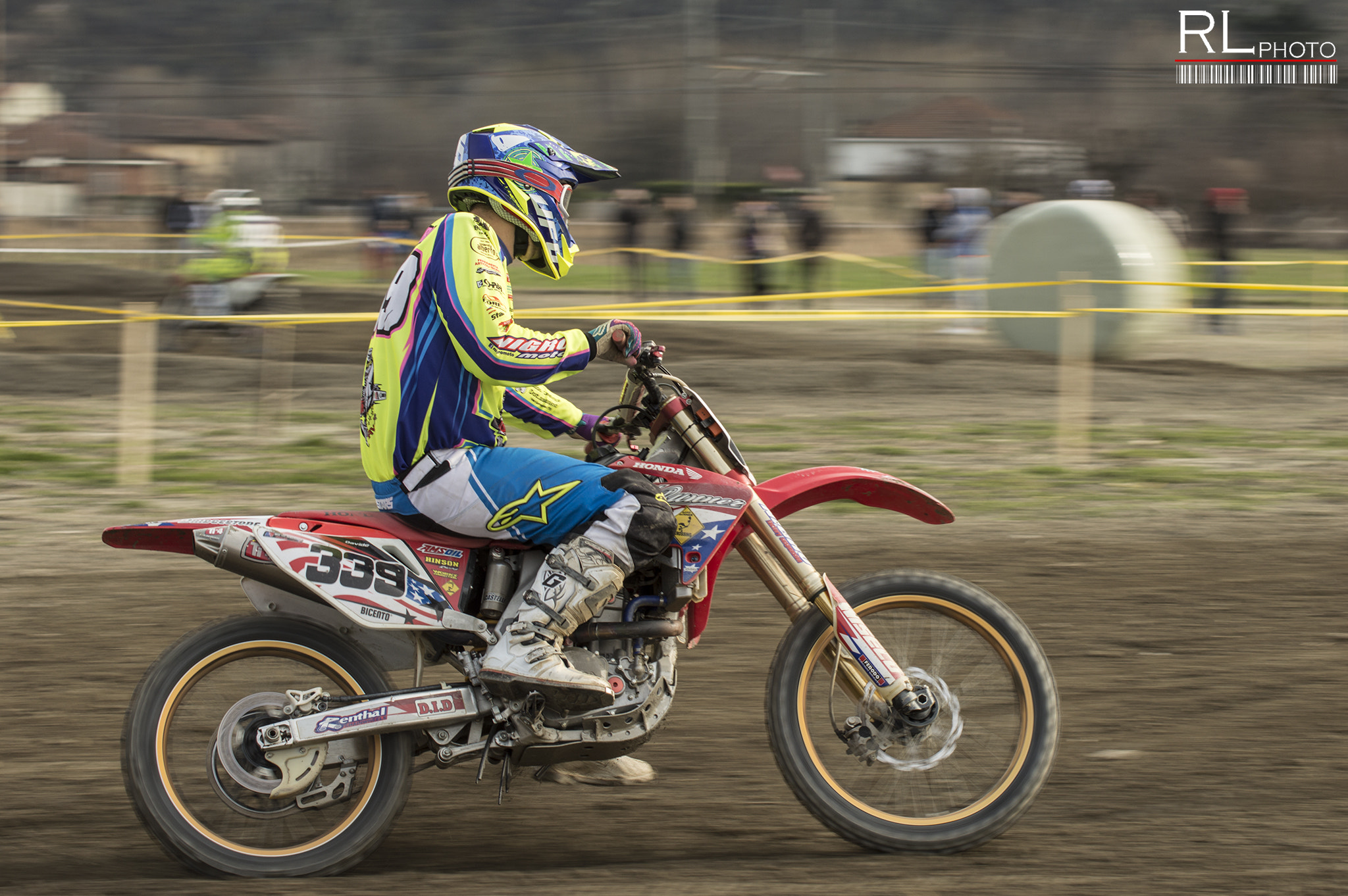 Nikon D3200 sample photo. Panning honda enduro photography