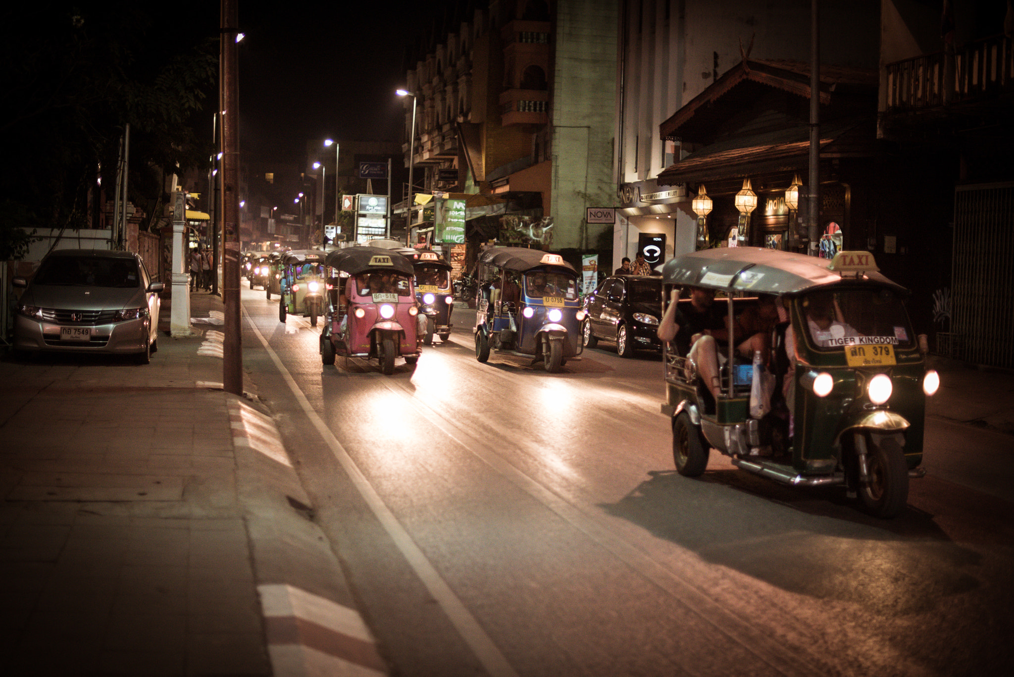 Nikon D810 + Nikon AF-S Nikkor 50mm F1.4G sample photo. Thailand photography