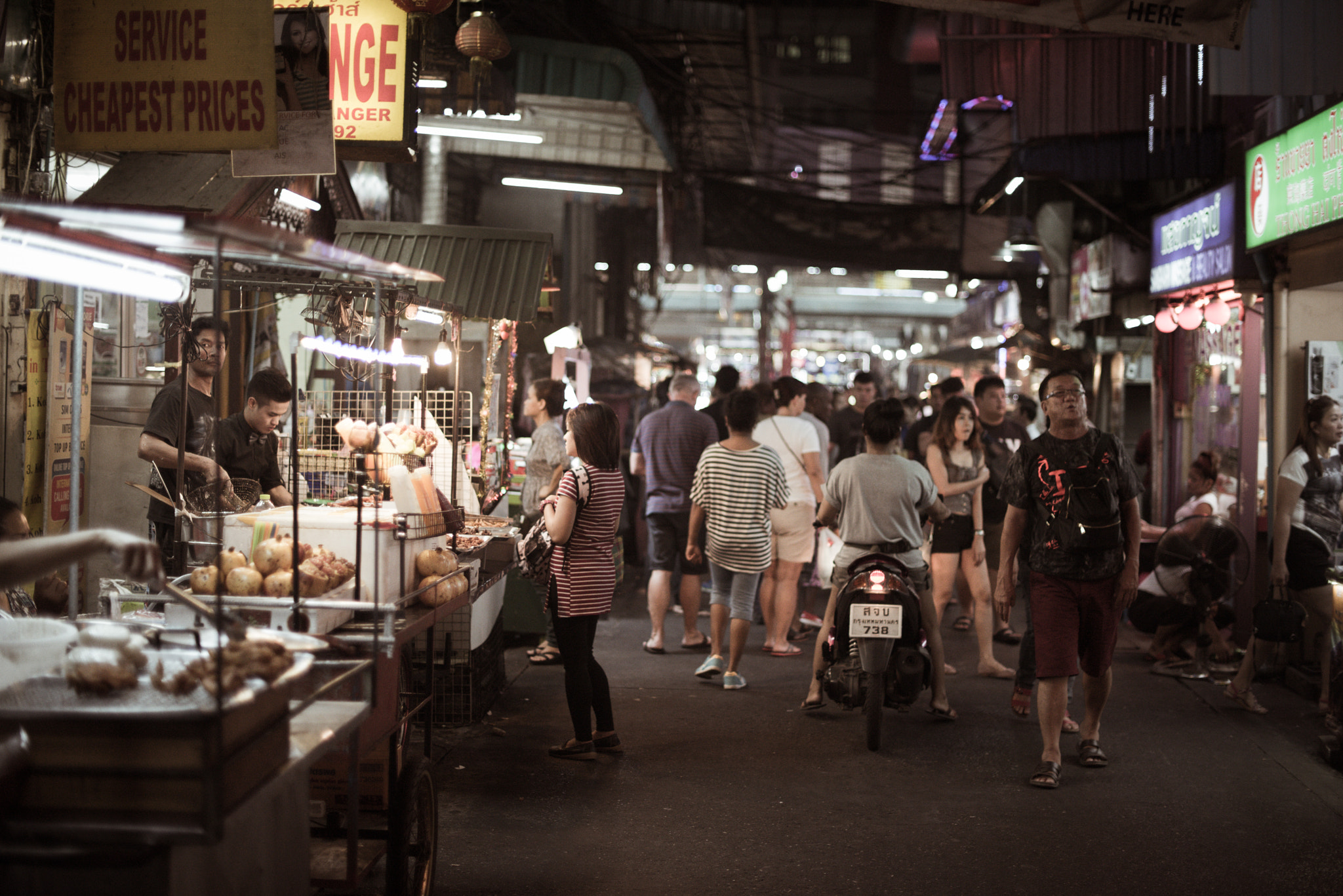Nikon D810 + Nikon AF-S Nikkor 50mm F1.4G sample photo. Thailand photography