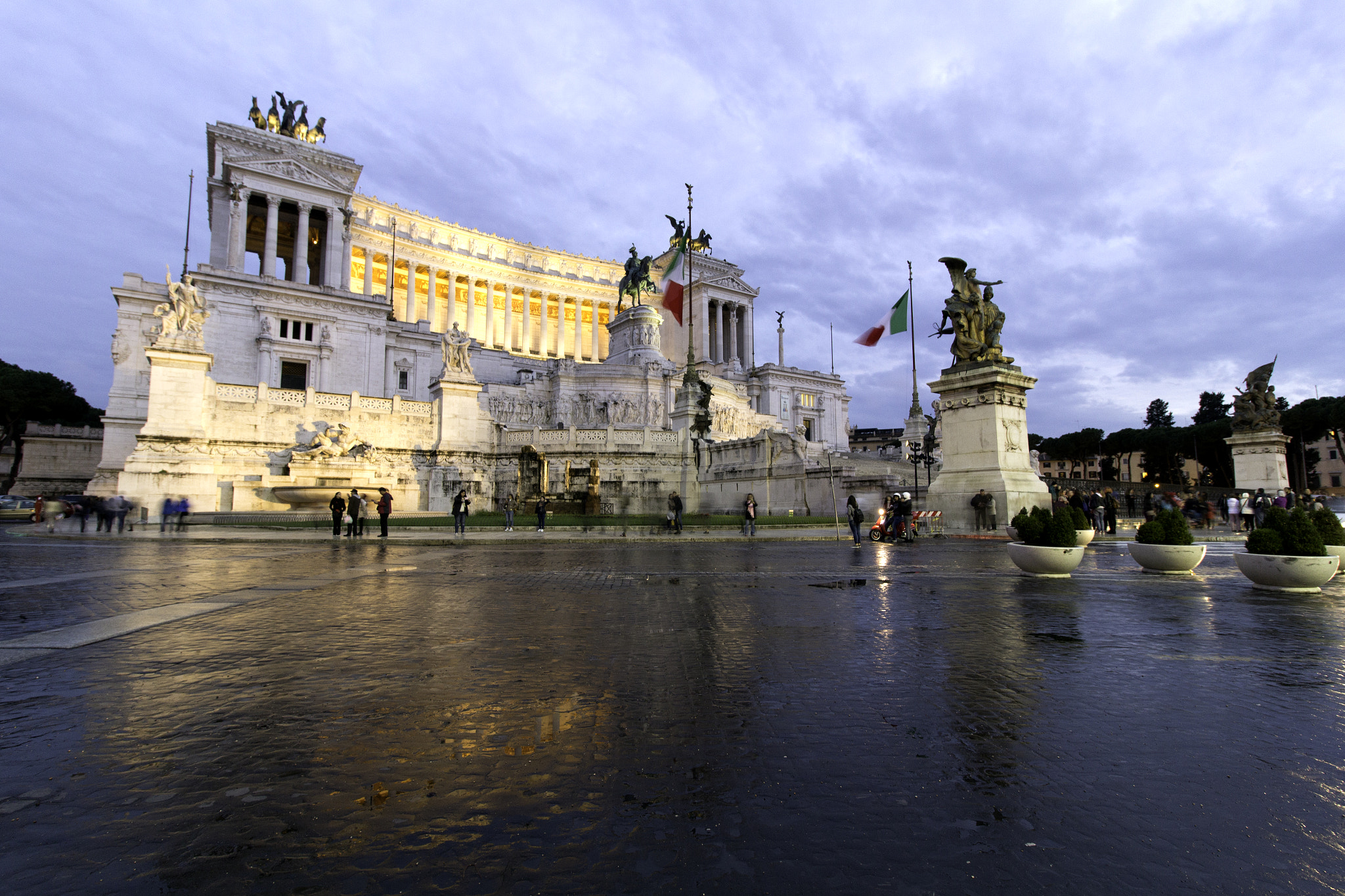 Canon EOS 1200D (EOS Rebel T5 / EOS Kiss X70 / EOS Hi) sample photo. Altare della patria photography