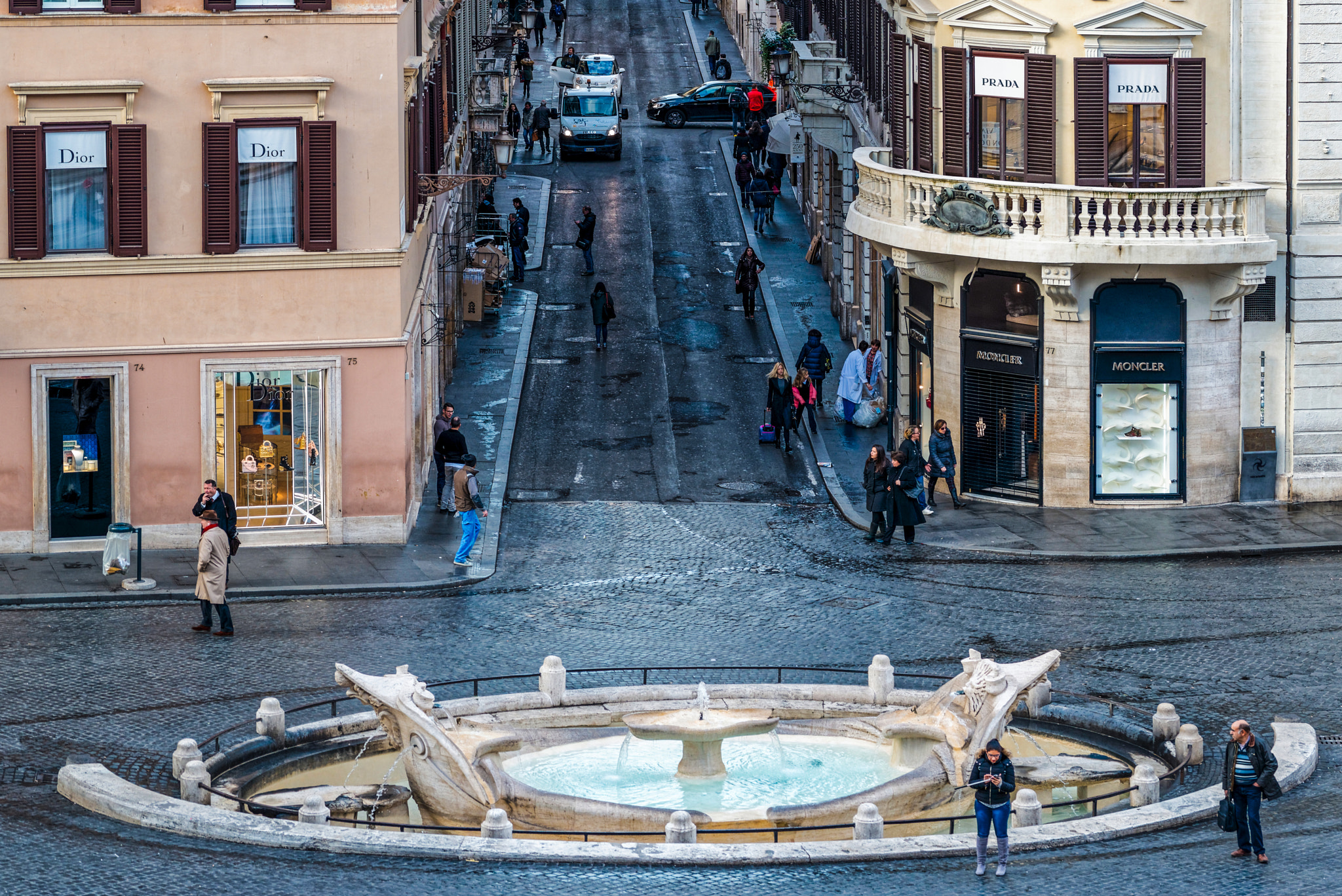 Sigma 105mm F2.8 EX DG OS HSM sample photo. Fontana della barcaccia in rome photography