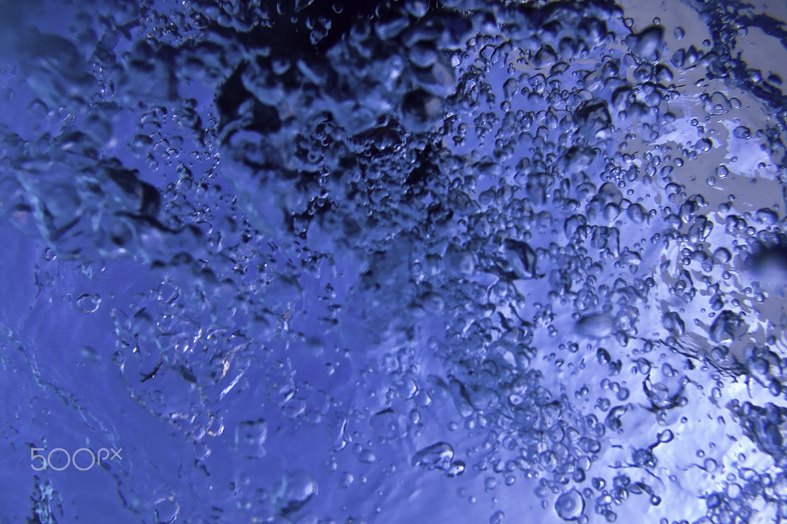 HDKing Q3H sample photo. Down the water photography