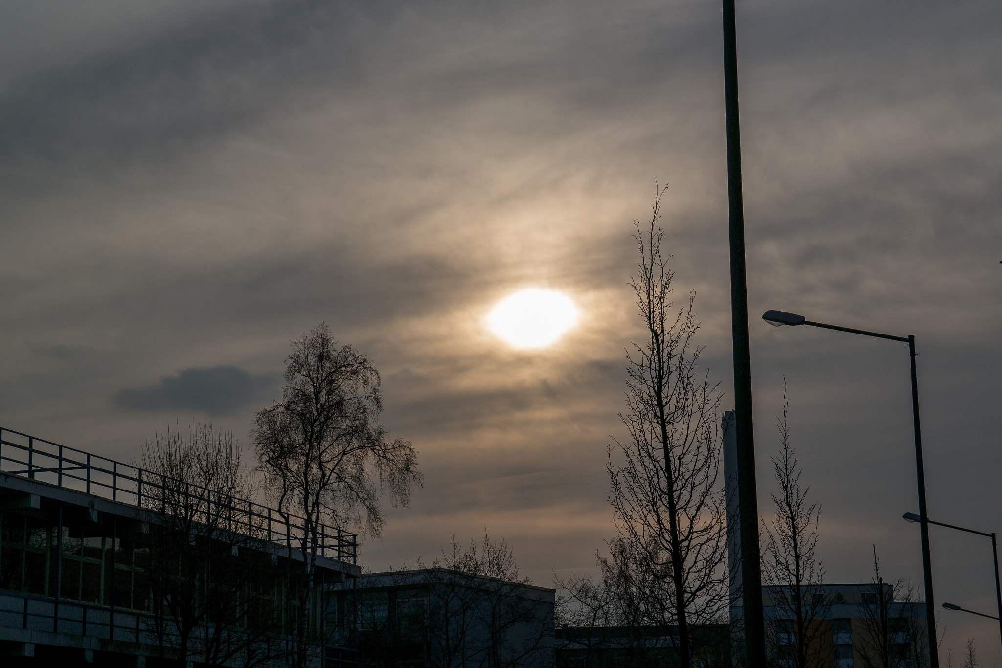 Samsung NX 18-55mm F3.5-5.6 OIS sample photo. Sun photography