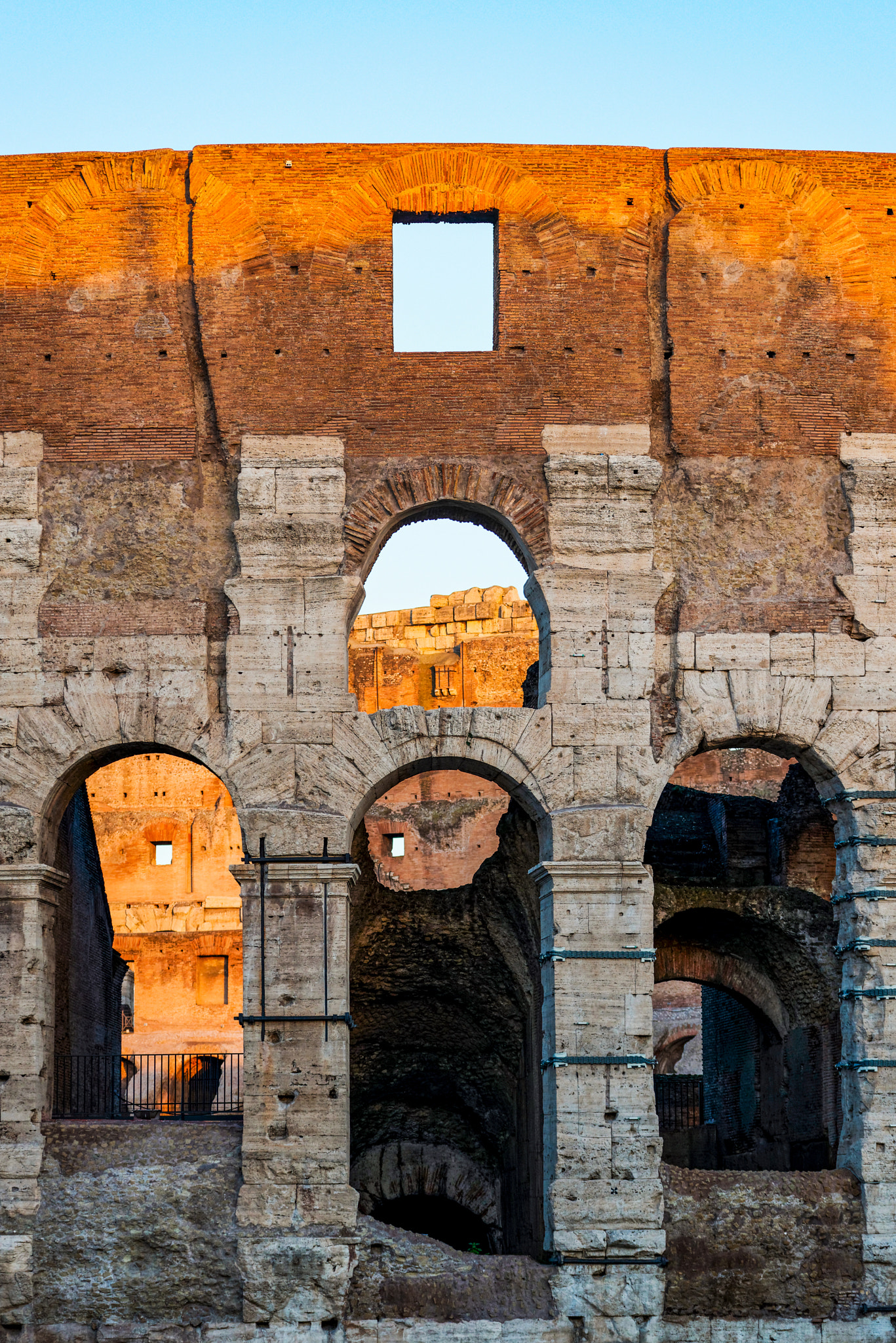 Nikon D800 + Sigma 105mm F2.8 EX DG OS HSM sample photo. The colosseo in roma photography