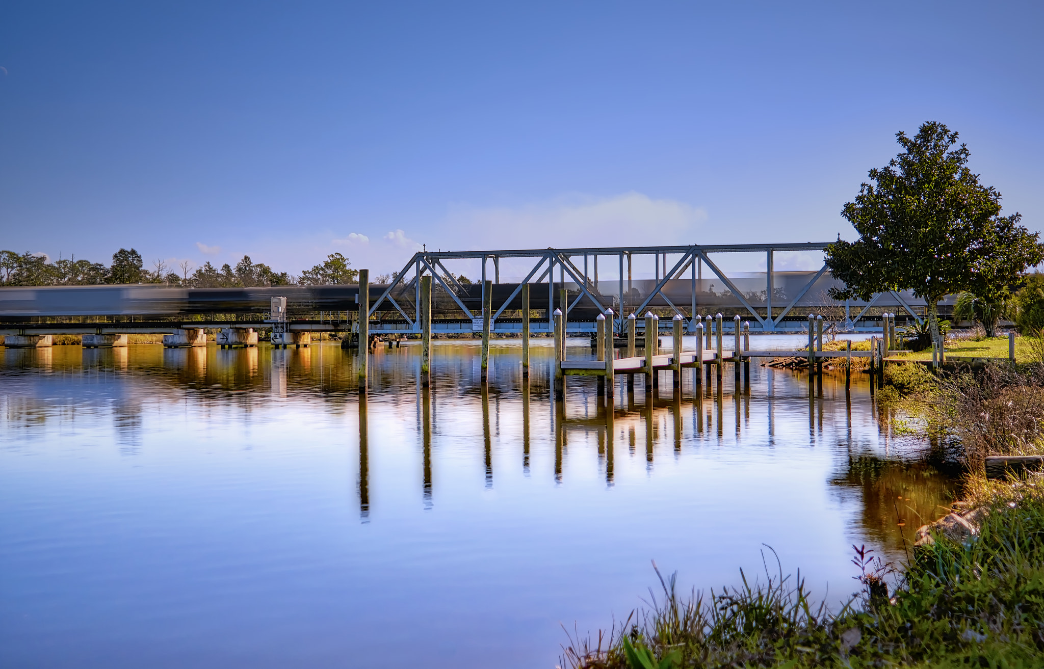 Sony FE 24-240mm F3.5-6.3 OSS sample photo. Blackwater river swing bridge photography