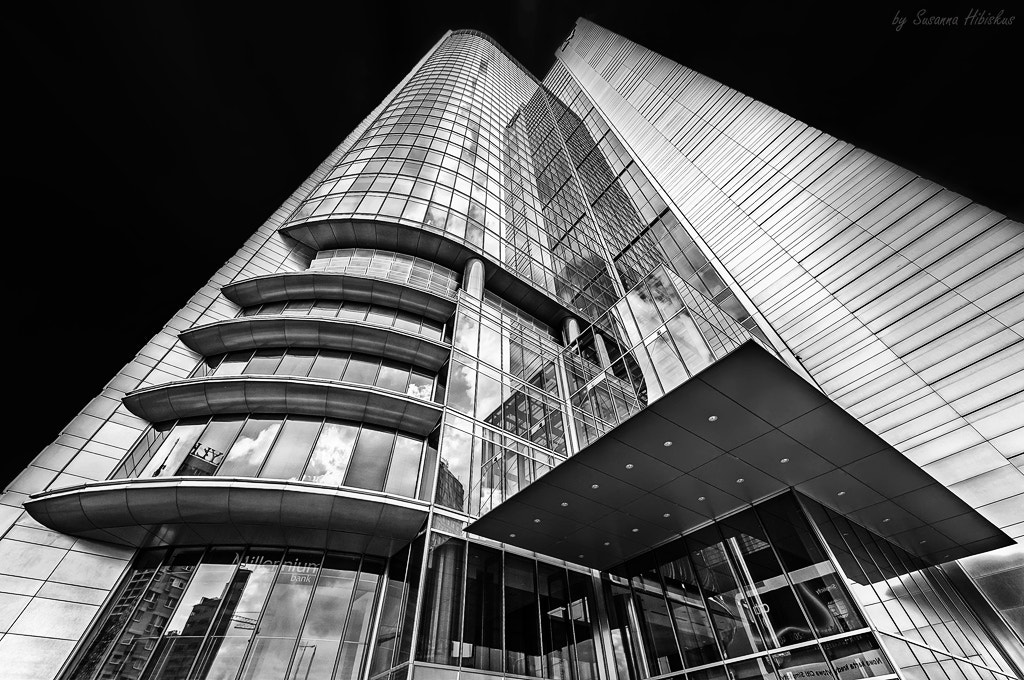 Nikon AF-S Nikkor 14-24mm F2.8G ED sample photo. Warsaw - millenium bank photography