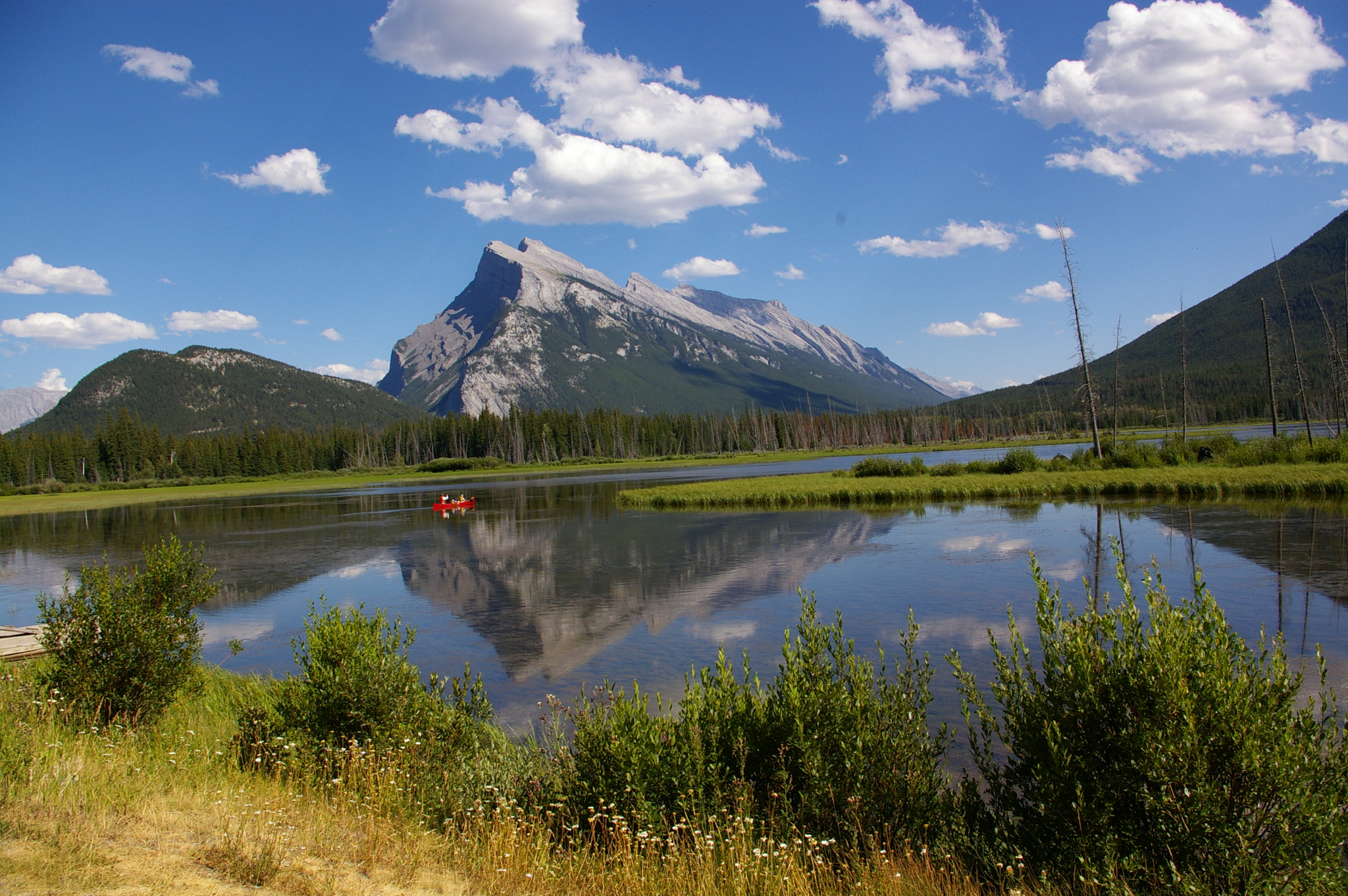 Pentax K100D sample photo. Mt rundel reflecting vermillion lakes summer photography