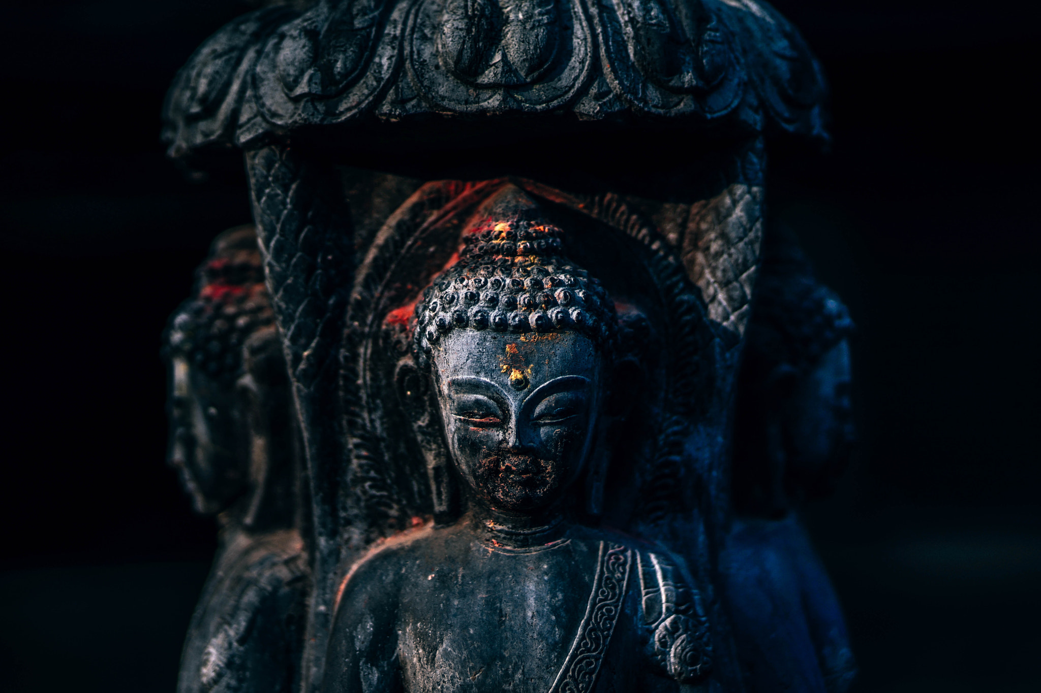 DT 85mm F1.8 SAM sample photo. Deep buddhist statue photography