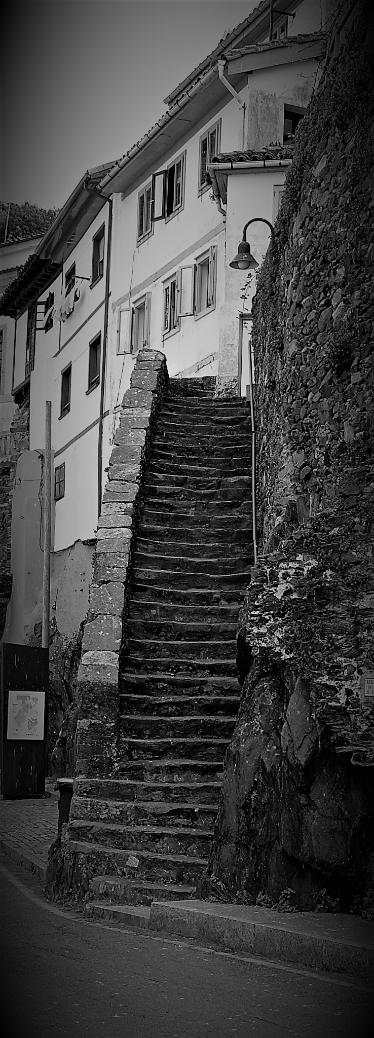Sony DT 18-200mm F3.5-6.3 sample photo. Stone stairs to nowhere photography
