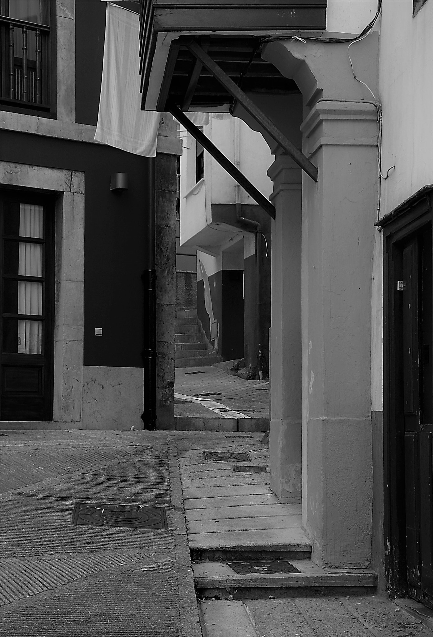 Sony DT 18-200mm F3.5-6.3 sample photo. Nowhere, nobody photography