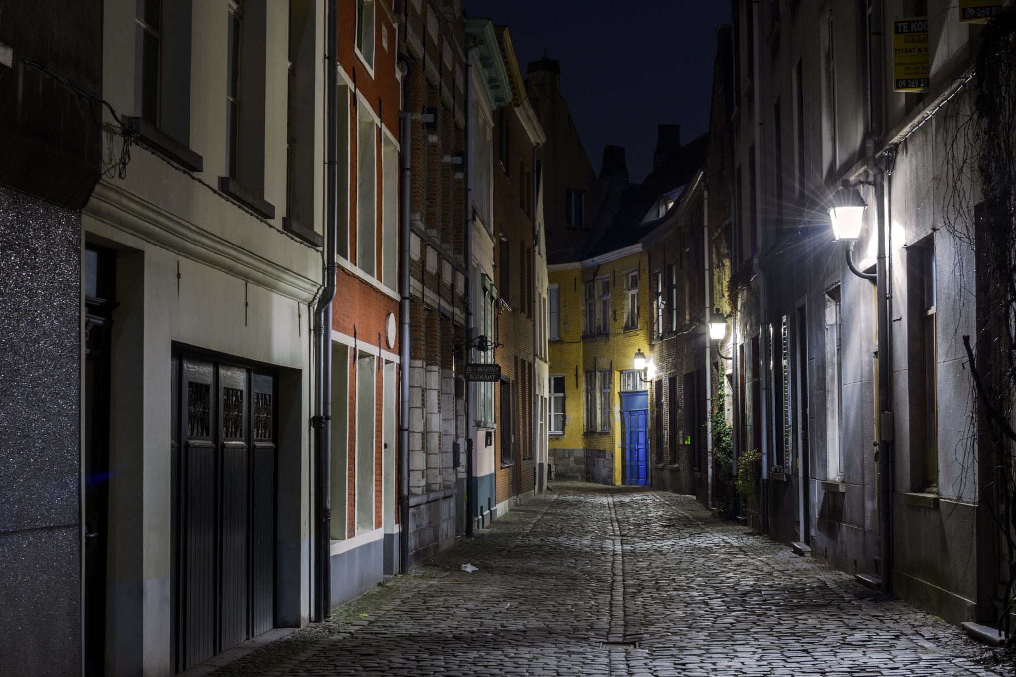 Nikon AF-S Nikkor 24-70mm F2.8G ED sample photo. Gent belgium photography