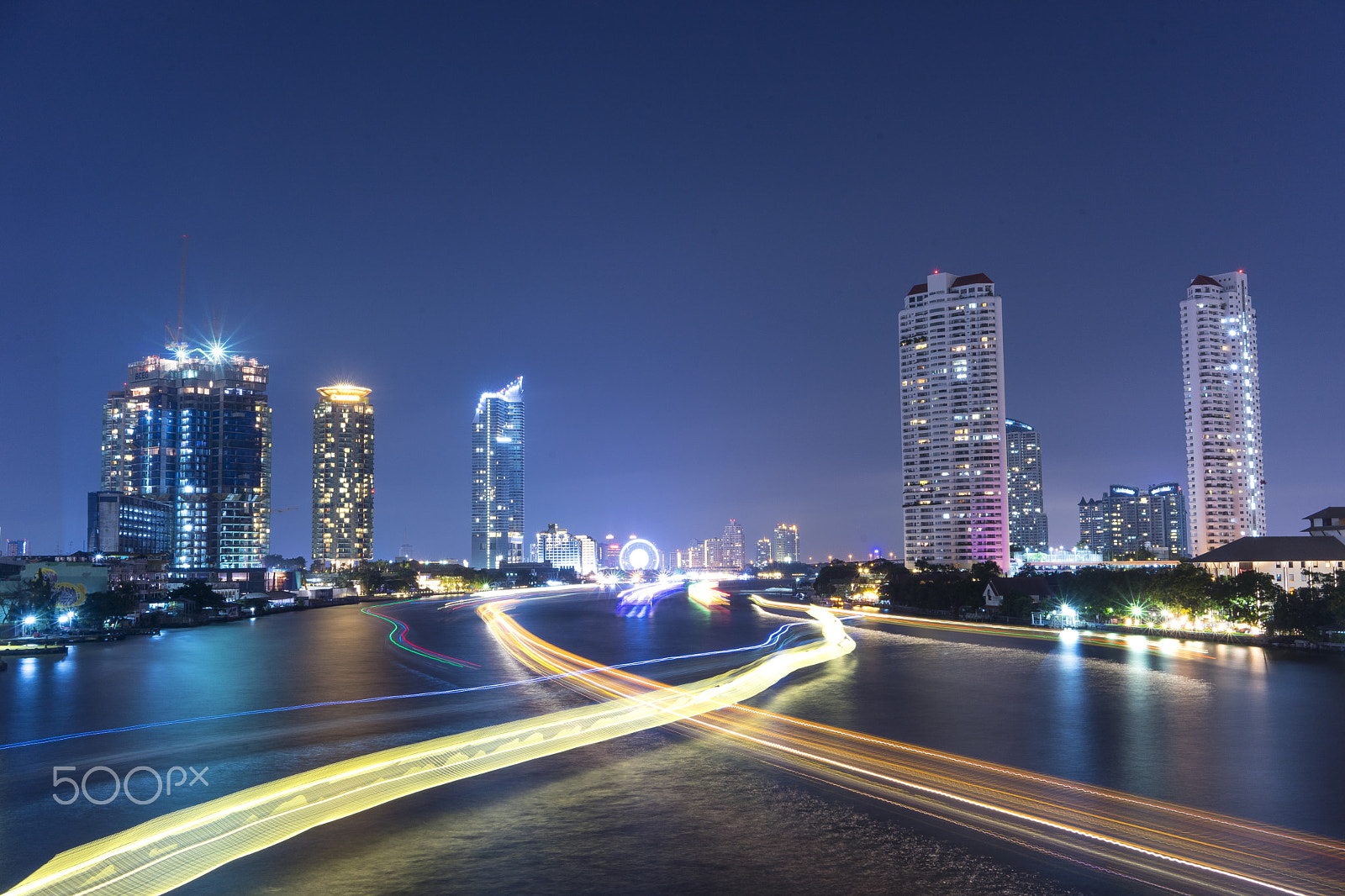 Sony a7 II + Sony Sonnar T* FE 35mm F2.8 ZA sample photo. King taksin bridge light photography