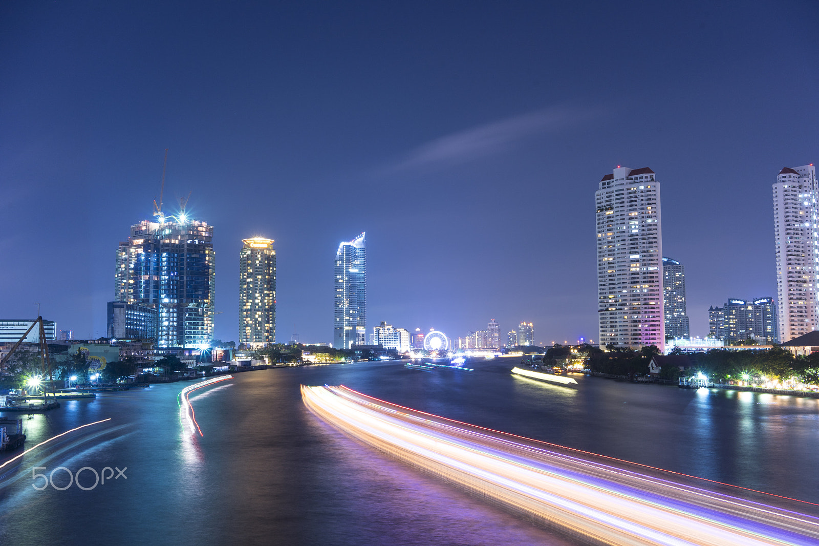 Sony a7 II + Sony Sonnar T* FE 35mm F2.8 ZA sample photo. King taksin bridge light photography
