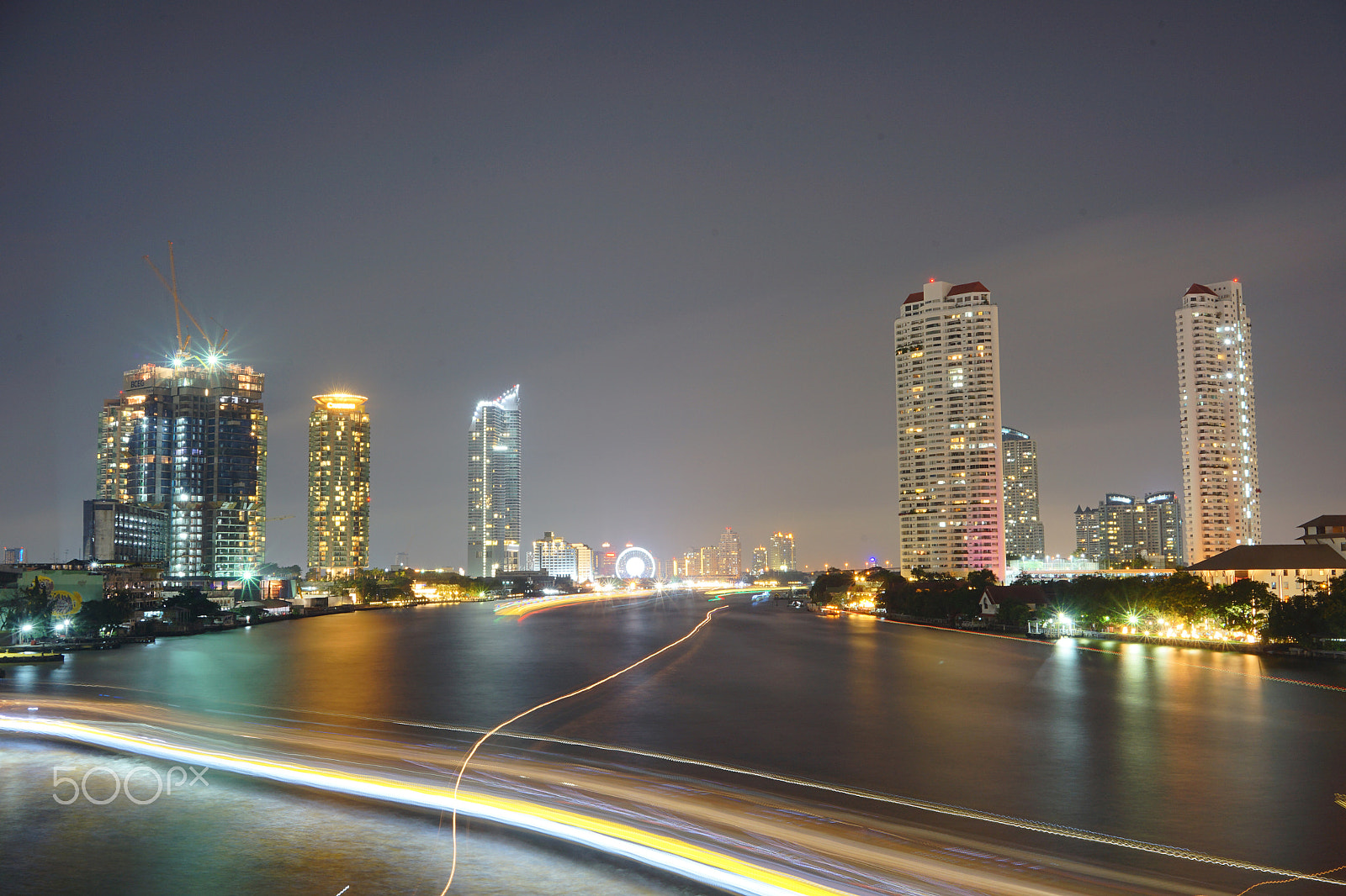 Sony a7 II + Sony Sonnar T* FE 35mm F2.8 ZA sample photo. King taksin bridge light photography