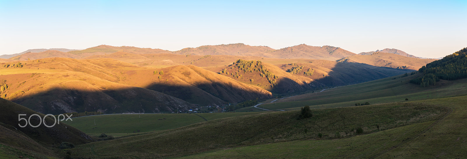 Nikon AF-Nikkor 80-200mm F2.8D ED sample photo. Village landscape panorama in the evening photography