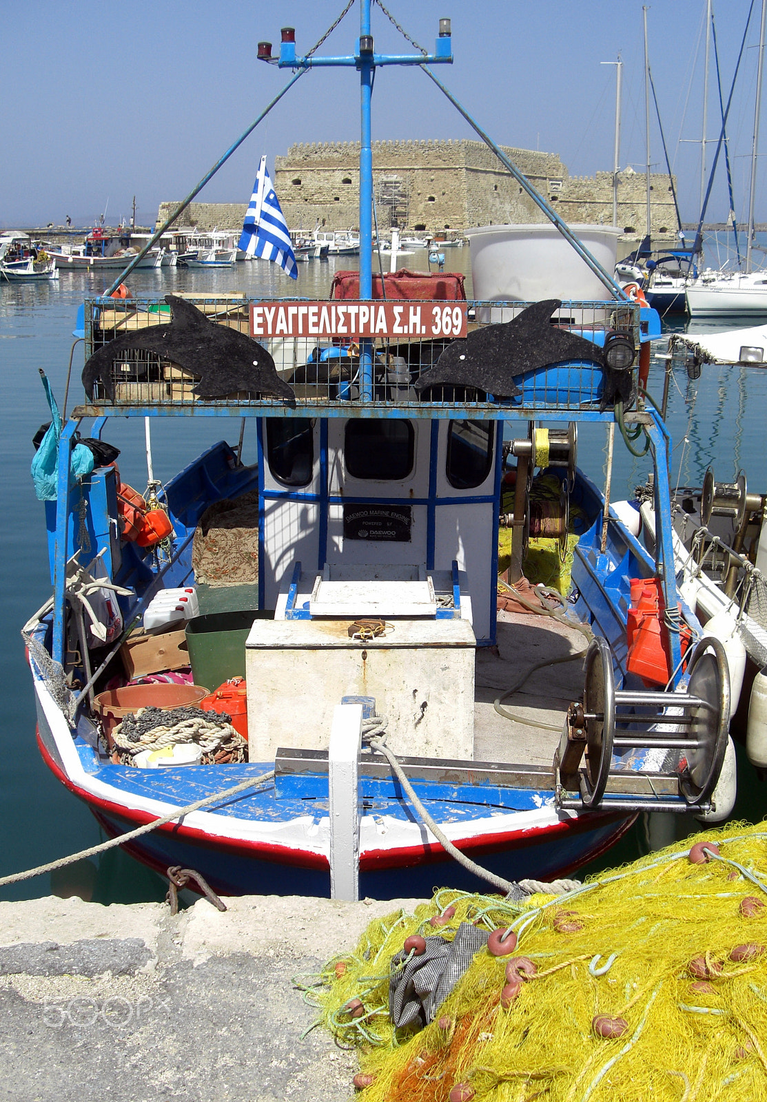 CASIO EX-Z1200 sample photo. Everyday life at the island crete in greece photography