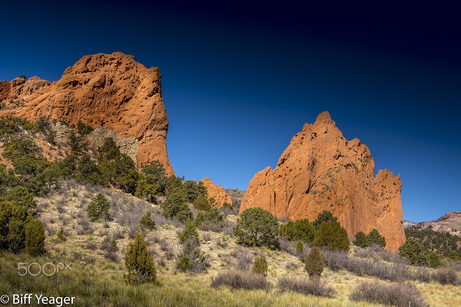 Nikon AF Nikkor 24-85mm F2.8-4D IF sample photo. Garden of the gods photography