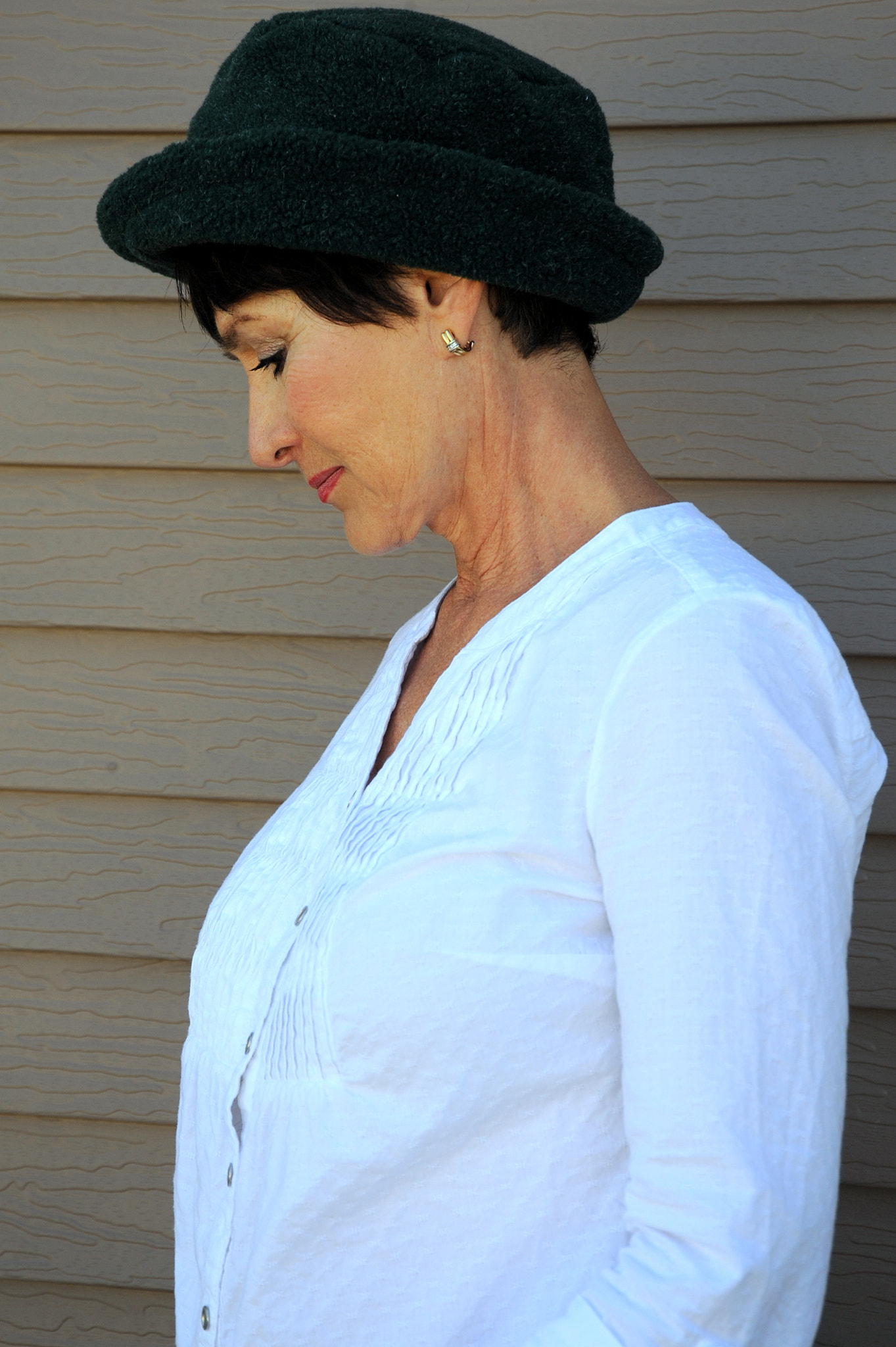 Nikon D3 sample photo. Mature female expressions. photography
