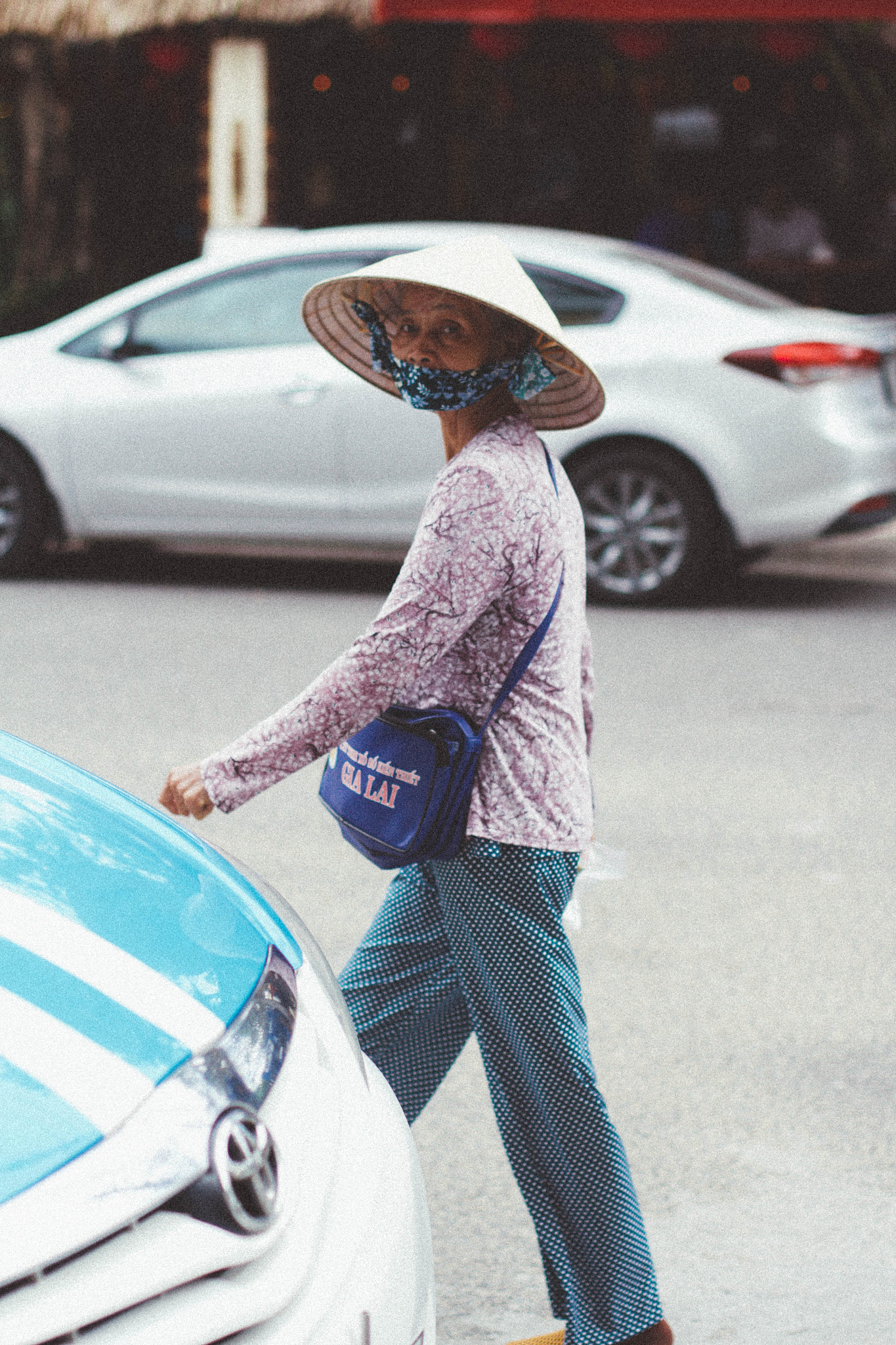 Canon EOS 700D (EOS Rebel T5i / EOS Kiss X7i) + Canon EF 50mm F1.4 USM sample photo. Vietnam photography