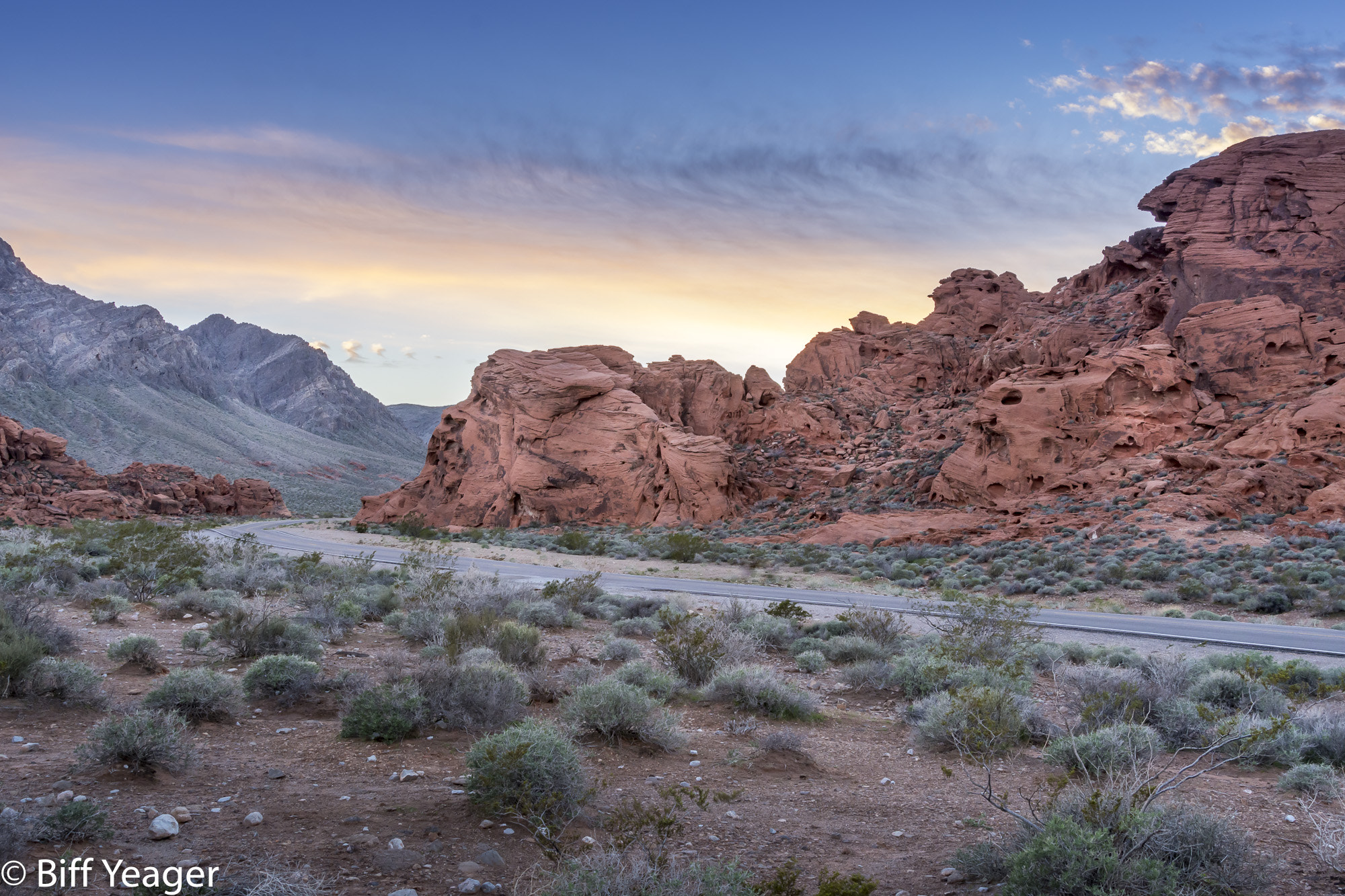 Nikon AF Nikkor 24-85mm F2.8-4D IF sample photo. Valley of fire photography