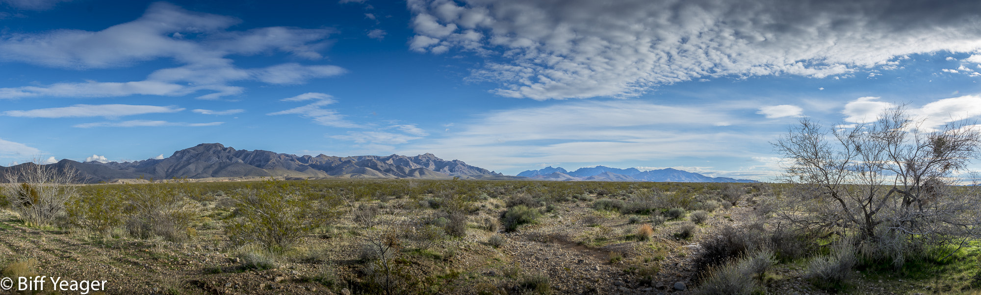 Nikon AF Nikkor 24-85mm F2.8-4D IF sample photo. Valley of fire pano photography