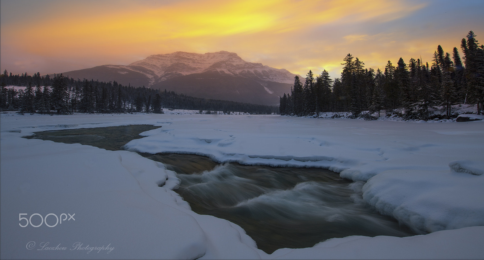 Nikon D5 + Nikon AF-S Nikkor 14-24mm F2.8G ED sample photo. Sunrise photography