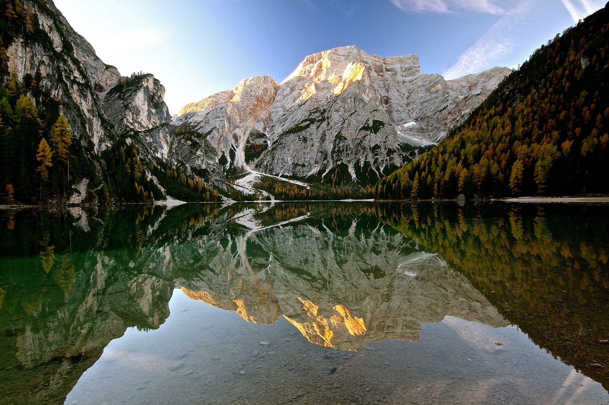 Canon EOS 7D + Sigma 10-20mm F4-5.6 EX DC HSM sample photo. Italy - sunrise lake braeis photography