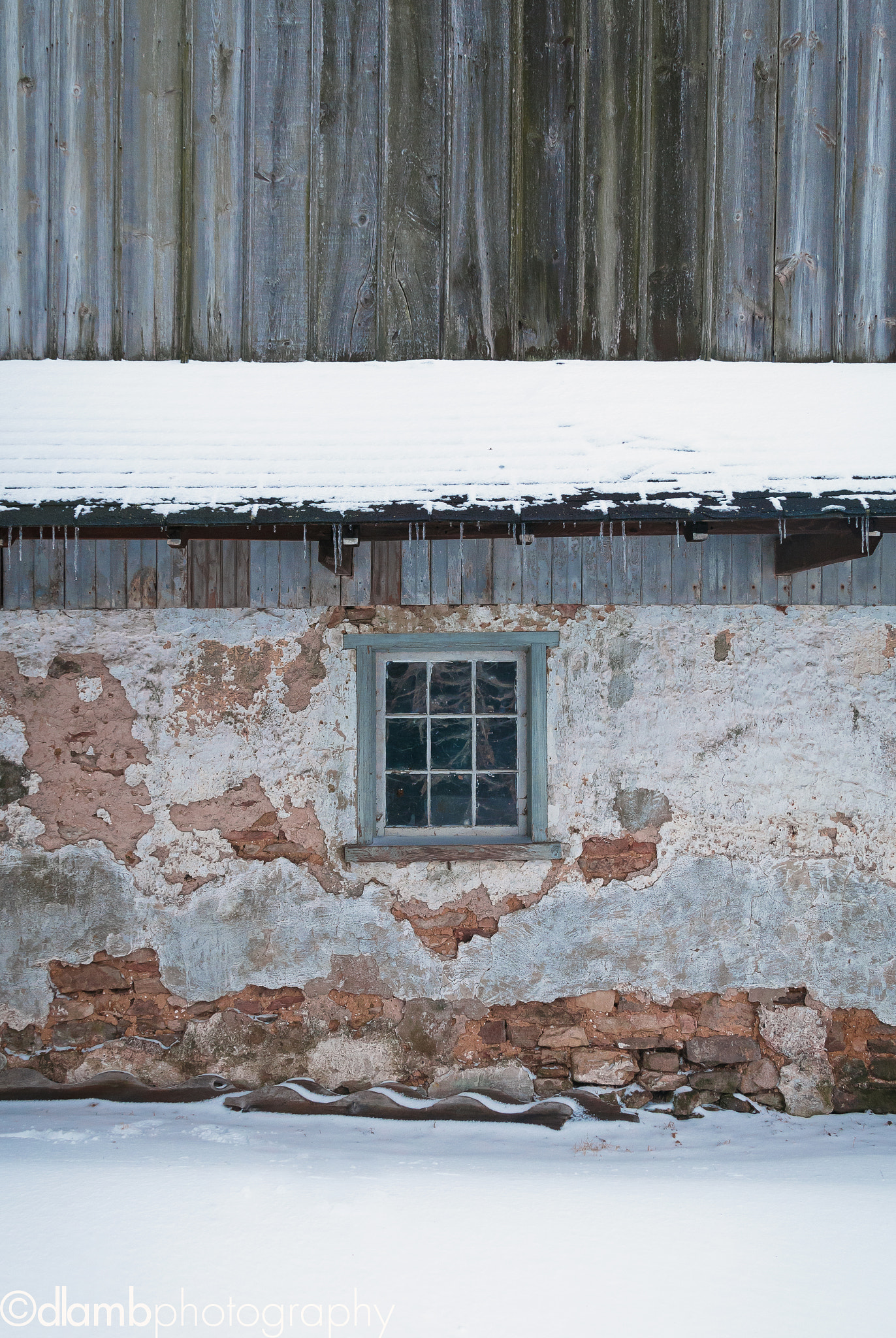 Sigma 18-250mm F3.5-6.3 DC OS HSM sample photo. Winter window photography