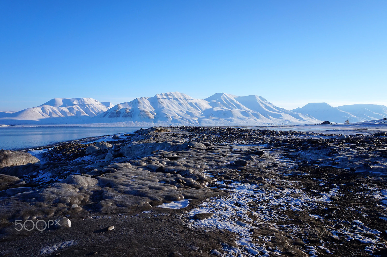 Sony Alpha a5000 (ILCE 5000) sample photo. Svalbard scene photography
