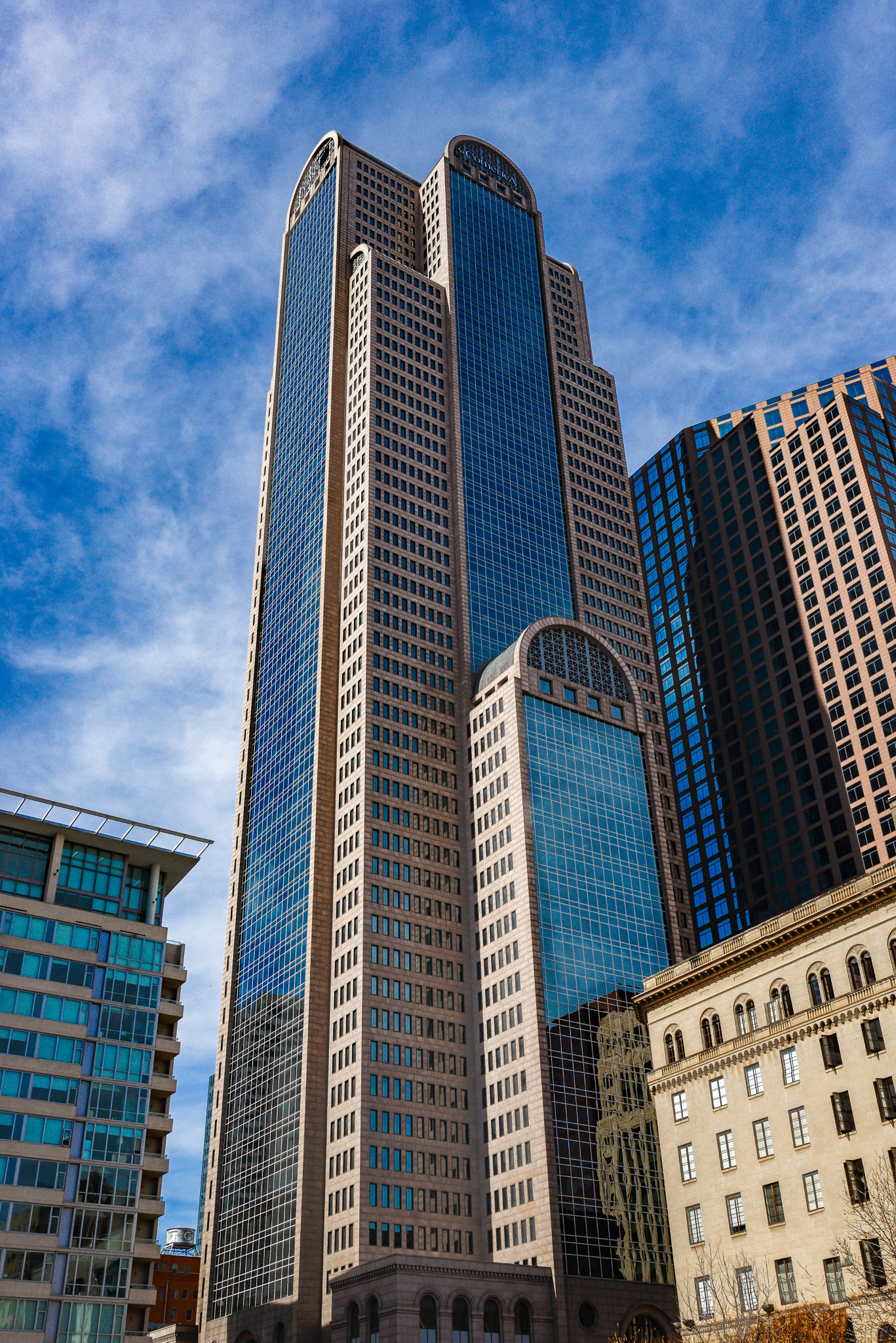 Tokina AT-X 17-35mm F4 Pro FX sample photo. Comerica tower photography