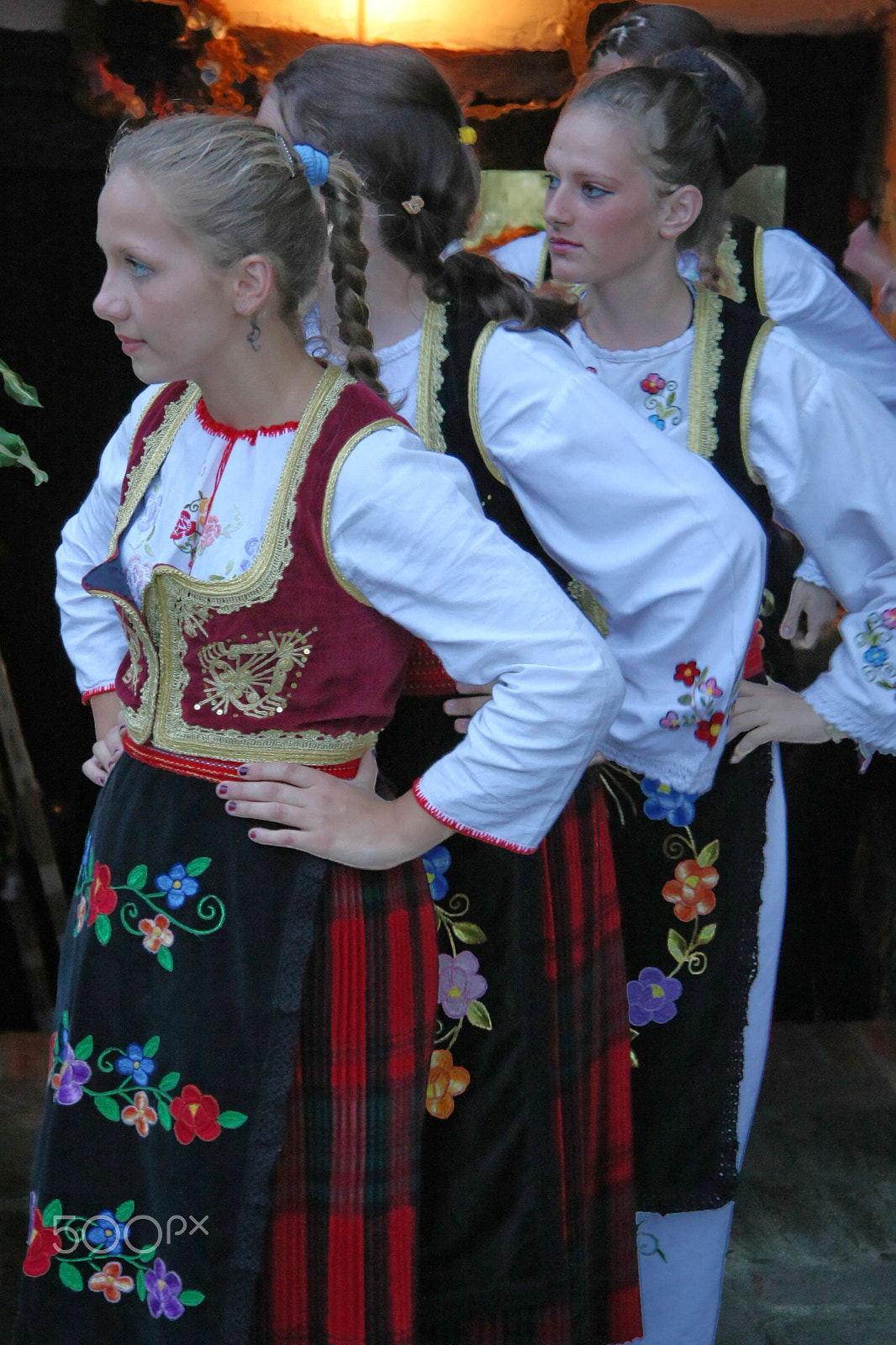 Canon EF-S 17-85mm F4-5.6 IS USM sample photo. National costumes photography