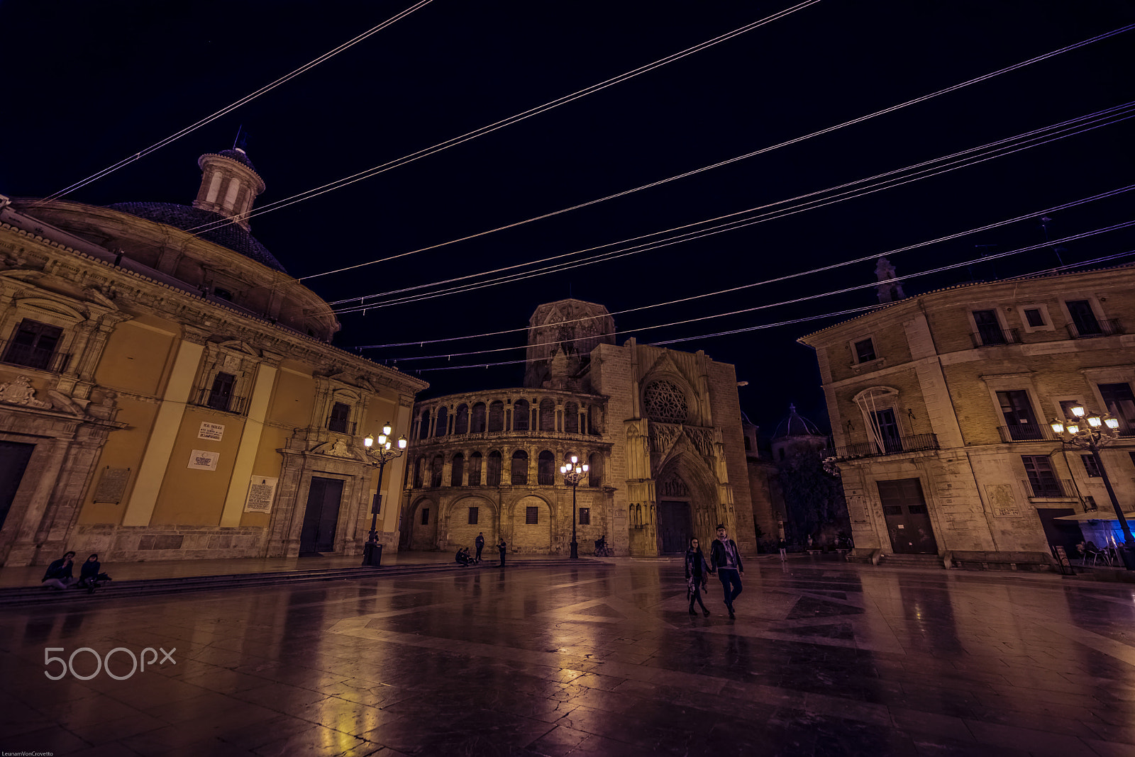 Samyang 14mm F2.8 ED AS IF UMC sample photo. Spanish artistic plaza photography