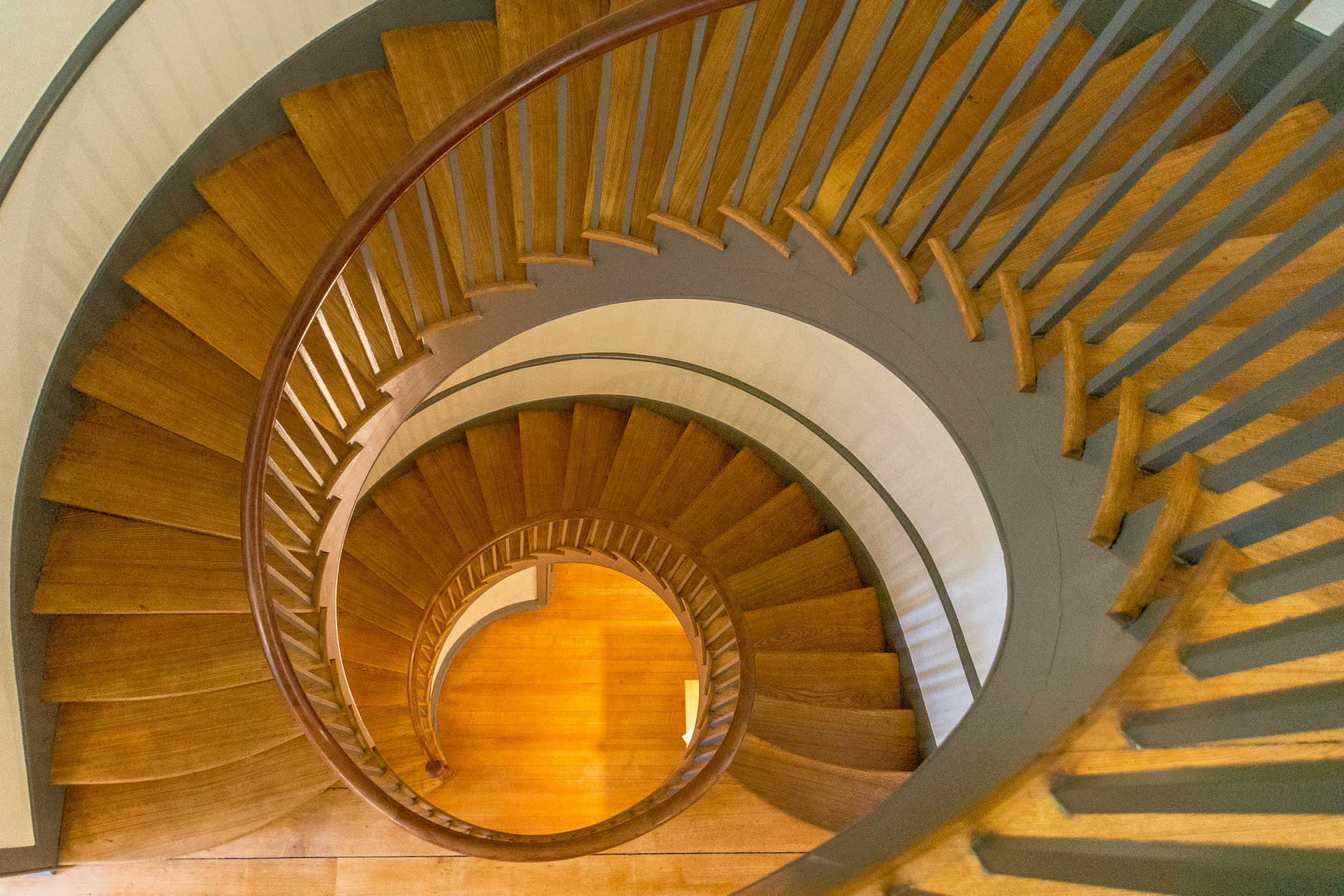Nikon D7200 sample photo. The inviting spiral of the heavenly staircase photography