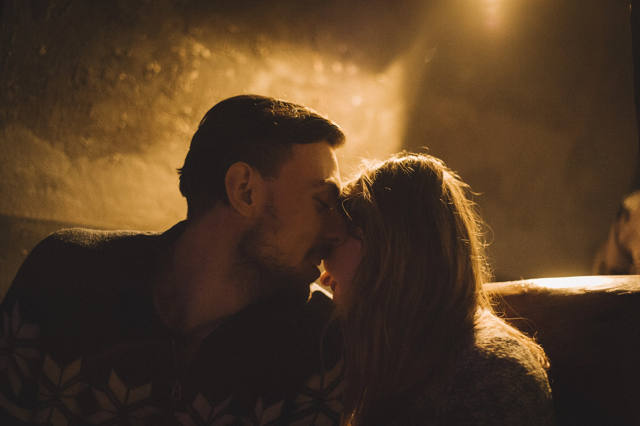 Nikon D700 + Nikon AF Nikkor 50mm F1.8D sample photo. Deep love photography