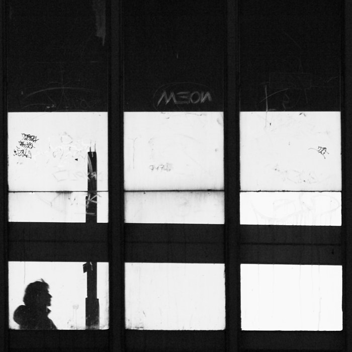 Canon EOS 50D sample photo. A bus stop photography