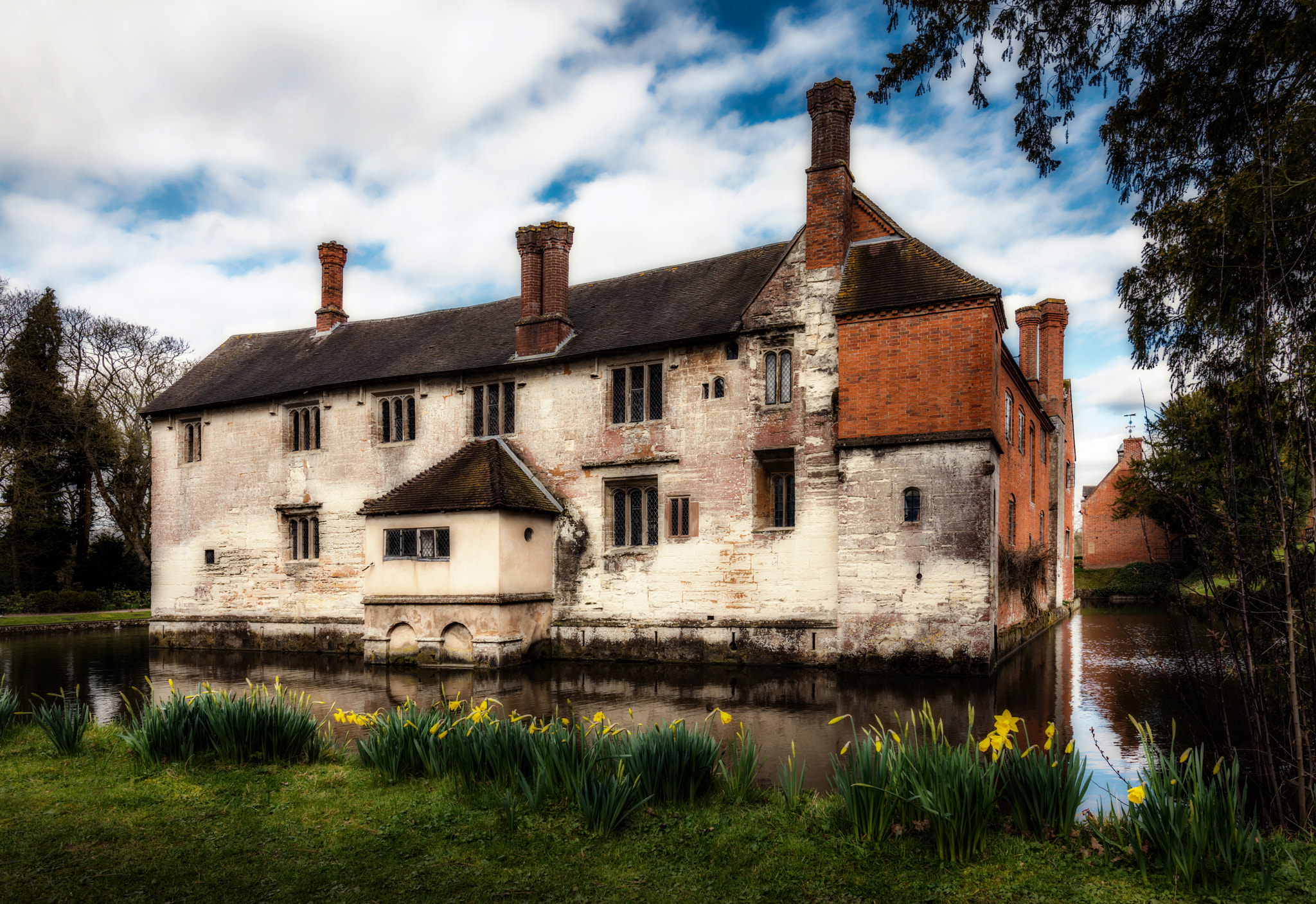 Nikon D810 sample photo. Moated manor photography